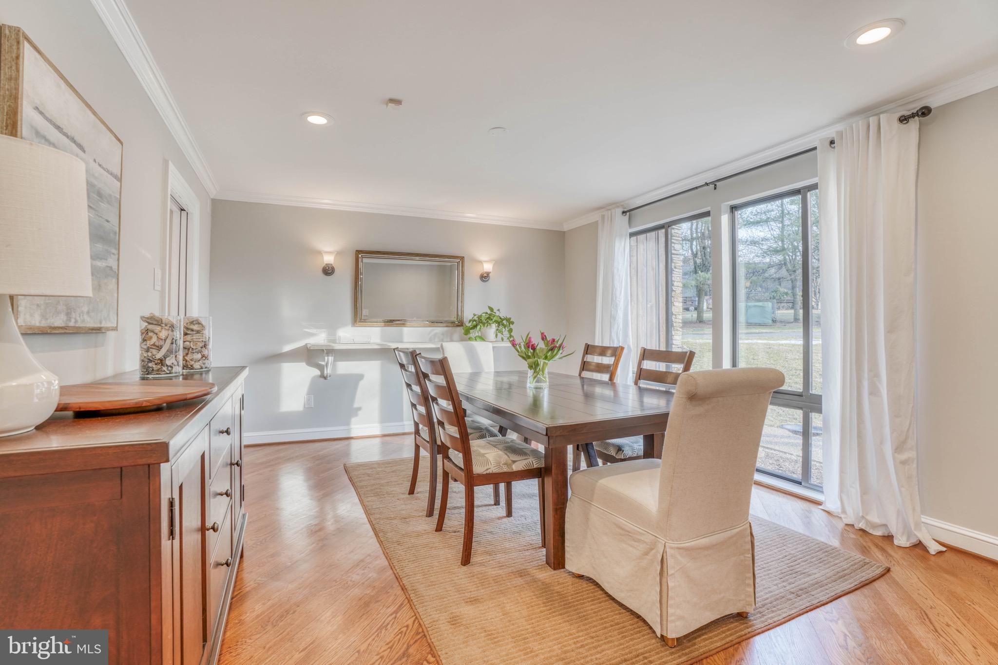 BROADRIDGE - Residential