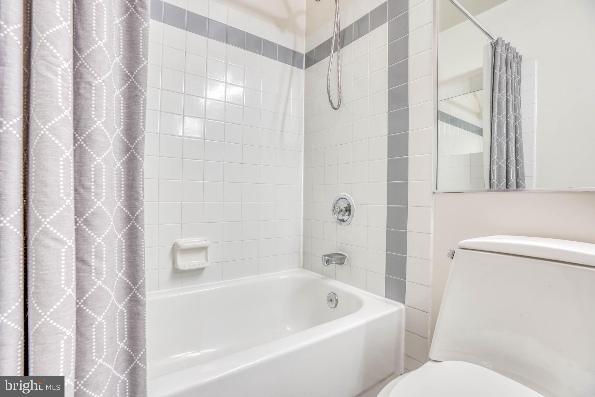 BROADRIDGE - Residential