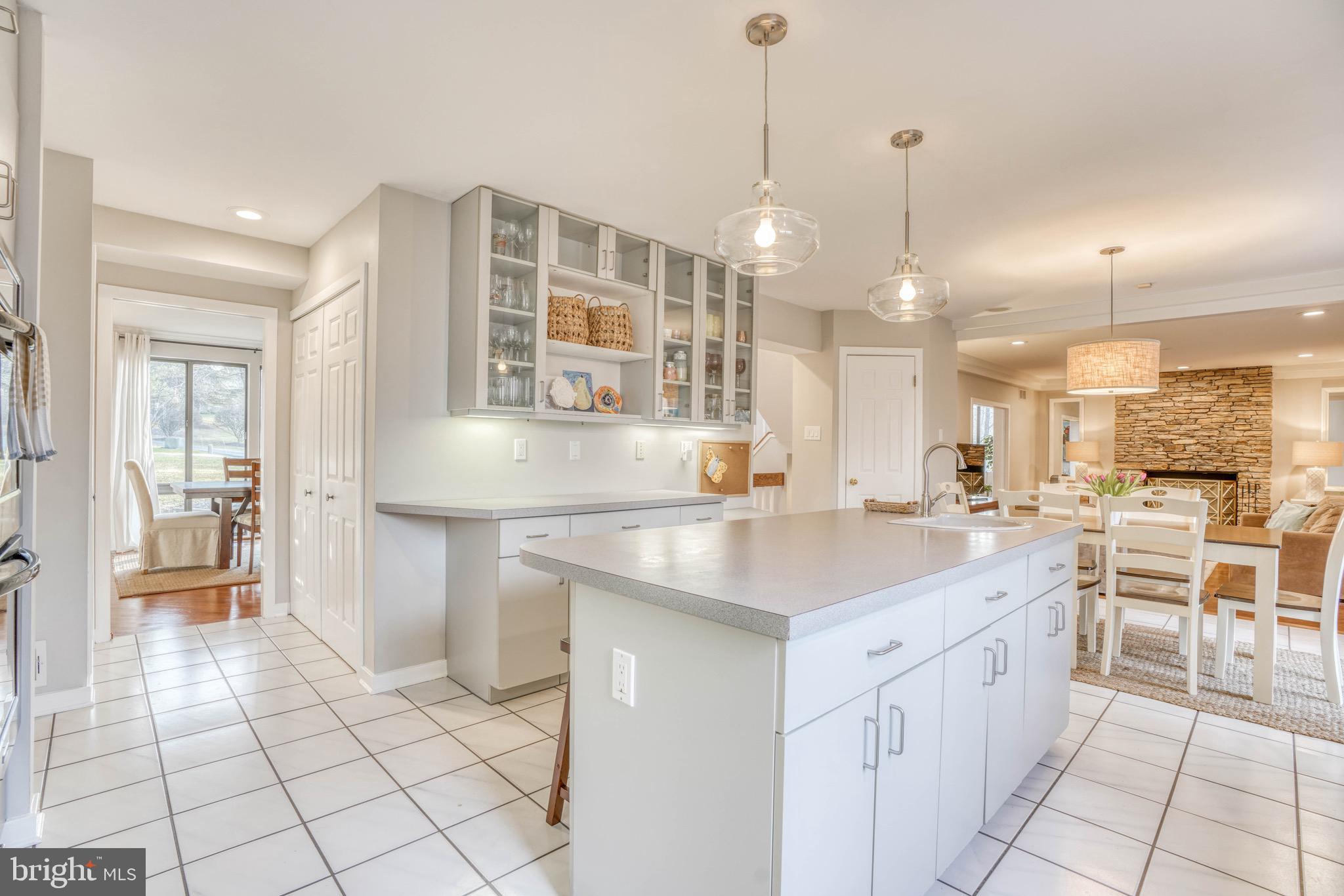 BROADRIDGE - Residential