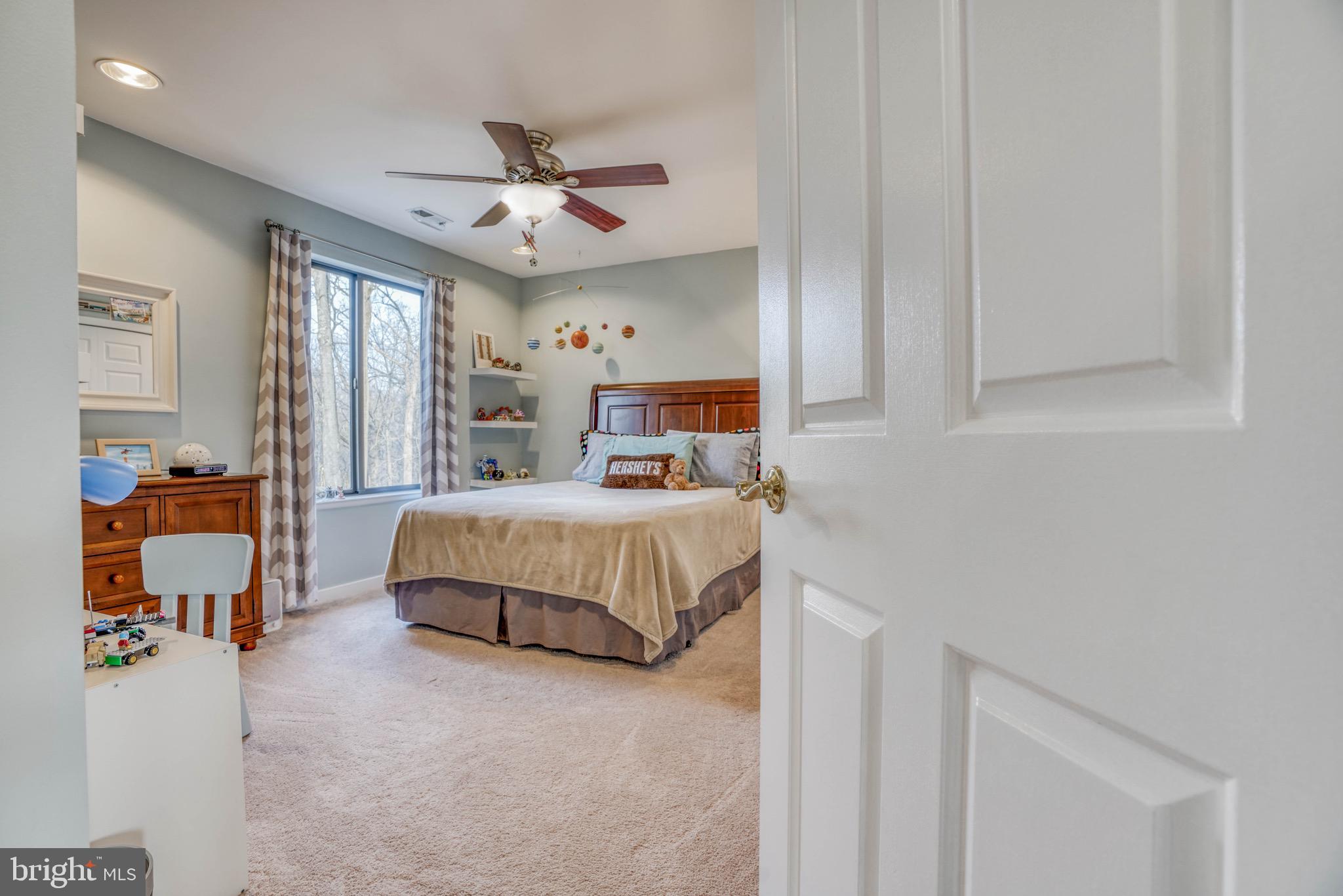 BROADRIDGE - Residential