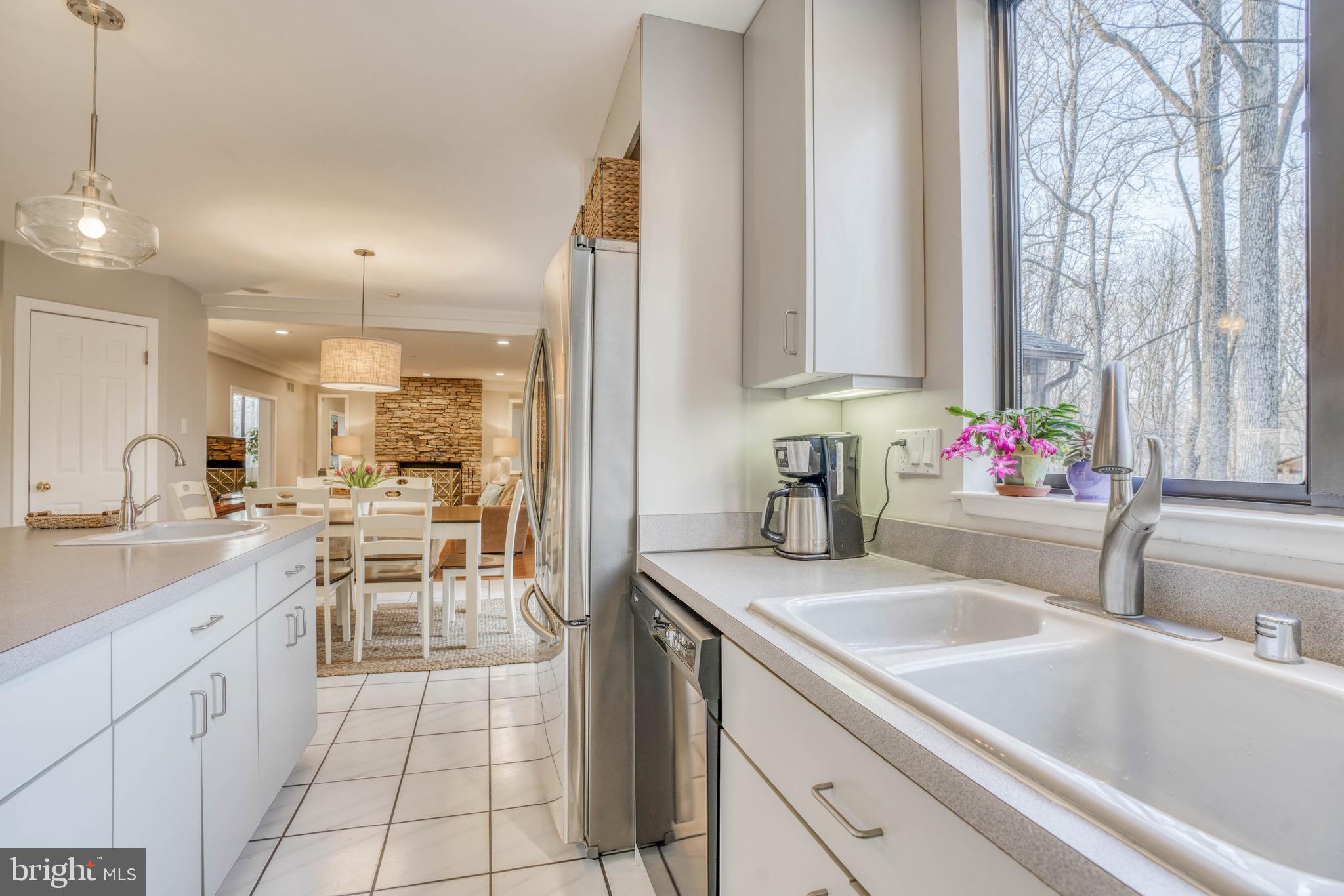 BROADRIDGE - Residential