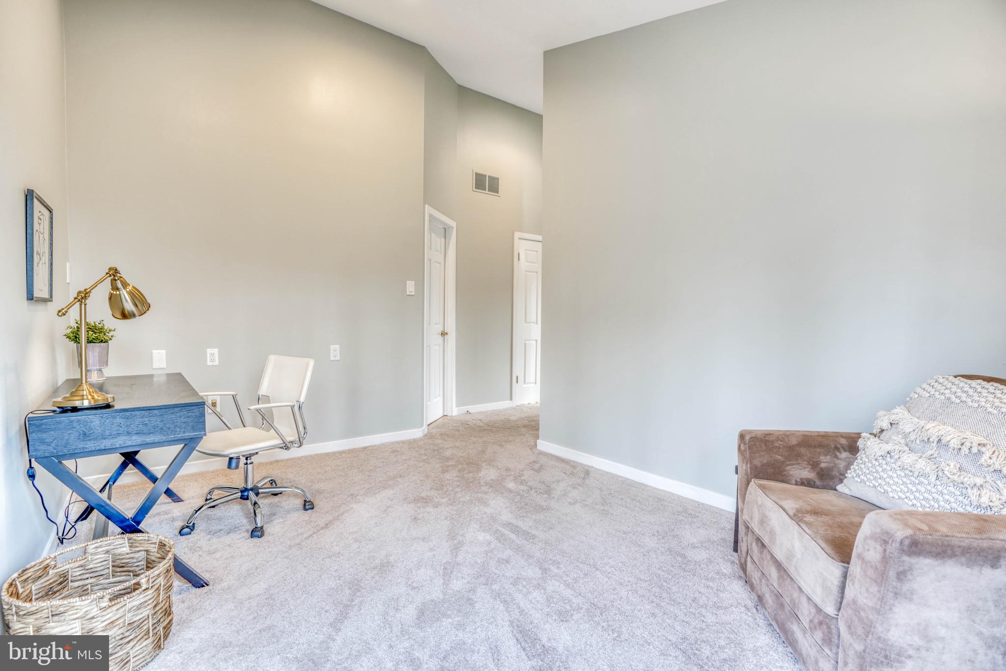 BROADRIDGE - Residential