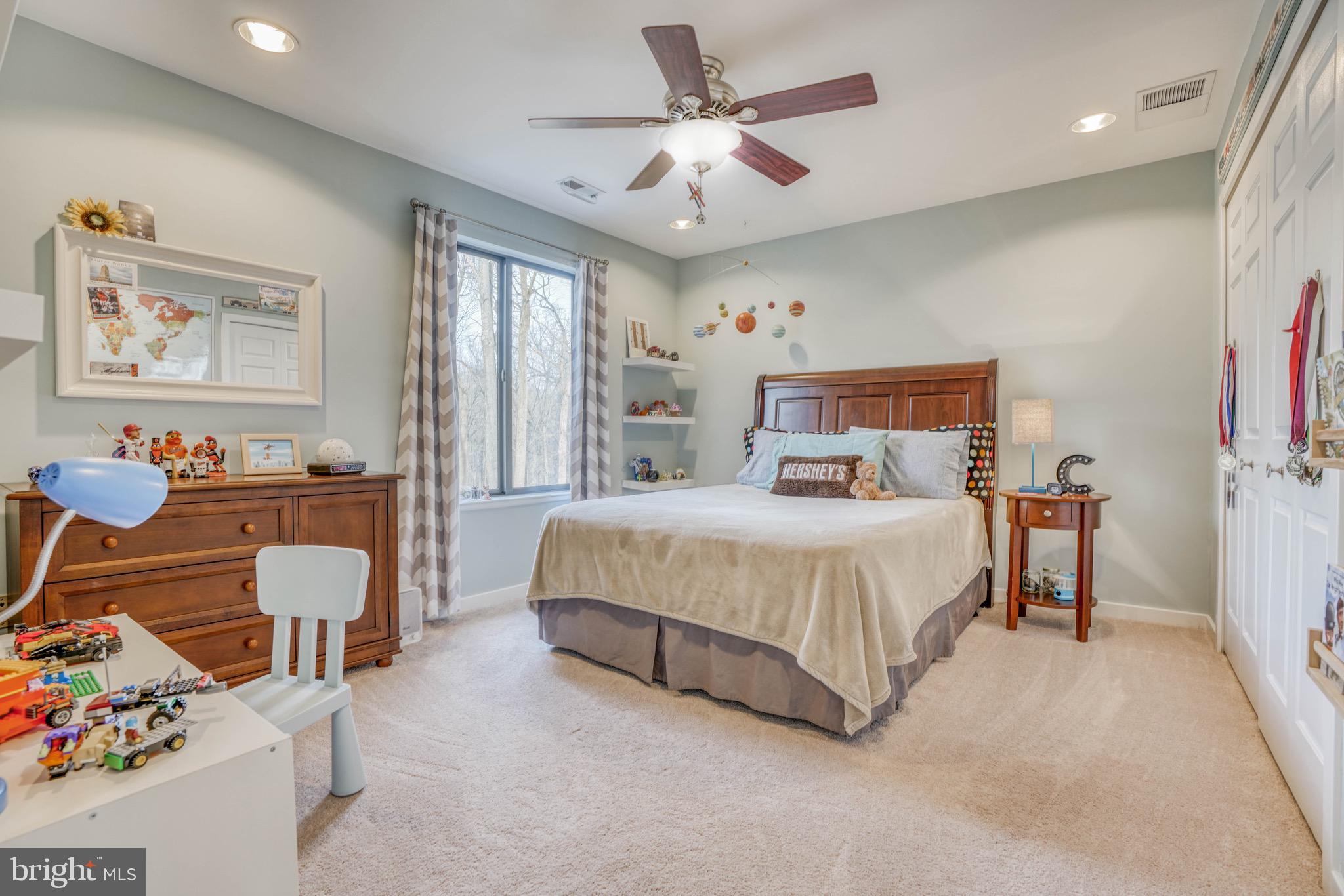 BROADRIDGE - Residential