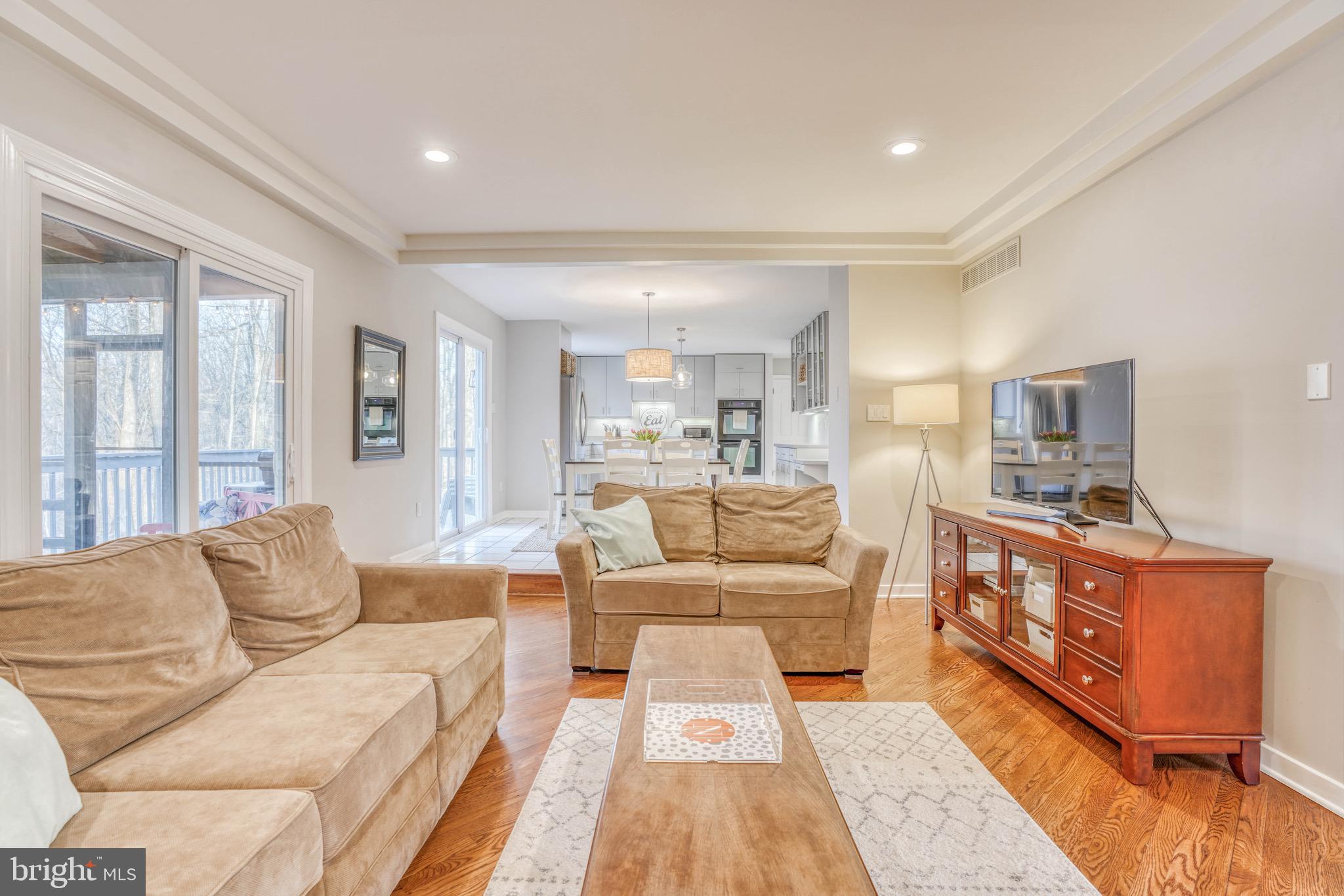 BROADRIDGE - Residential