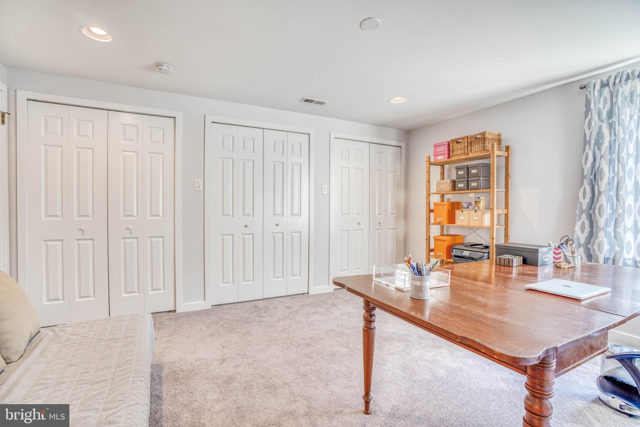 BROADRIDGE - Residential