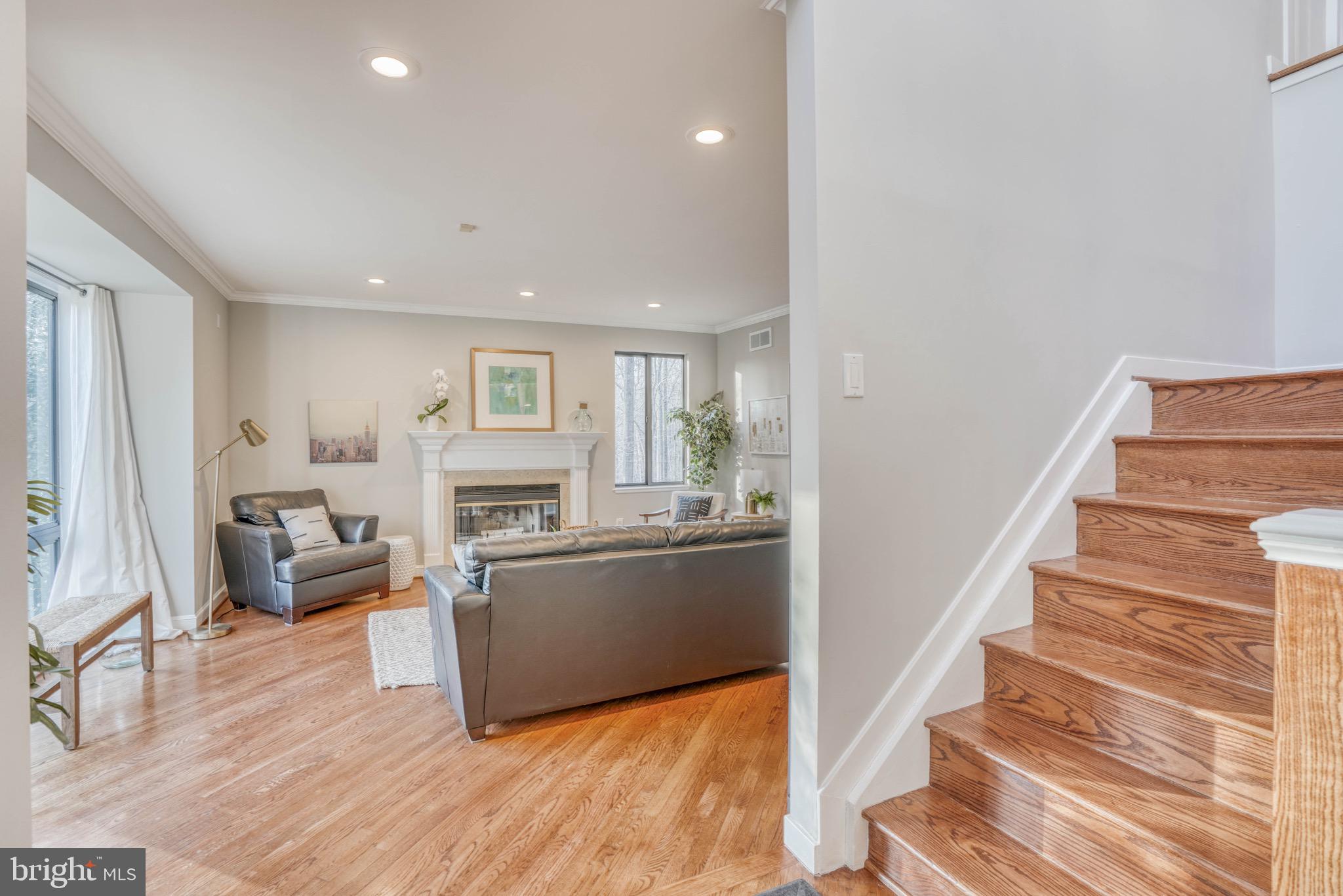 BROADRIDGE - Residential