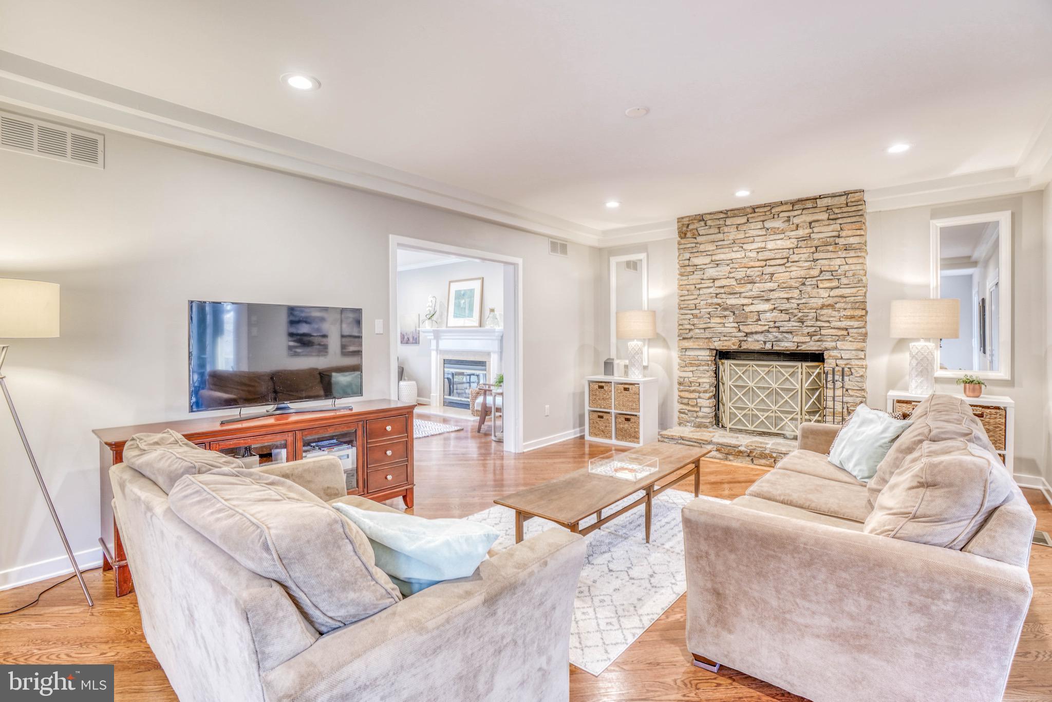 BROADRIDGE - Residential