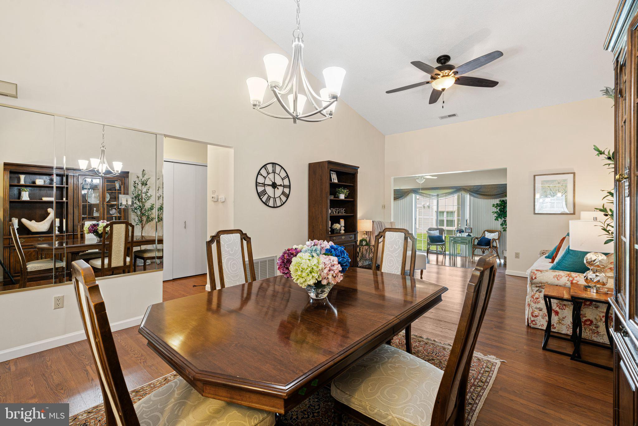 3296 NEILS COURT