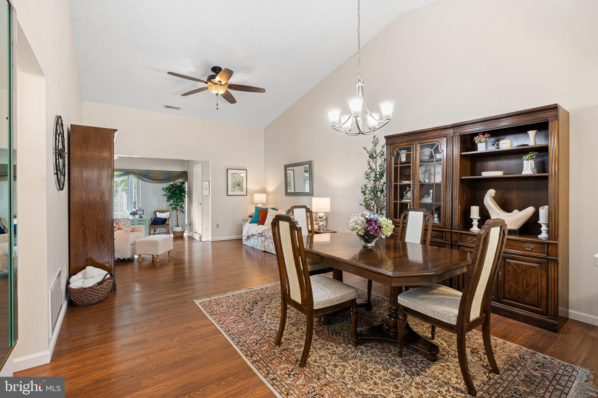 3296 NEILS COURT
