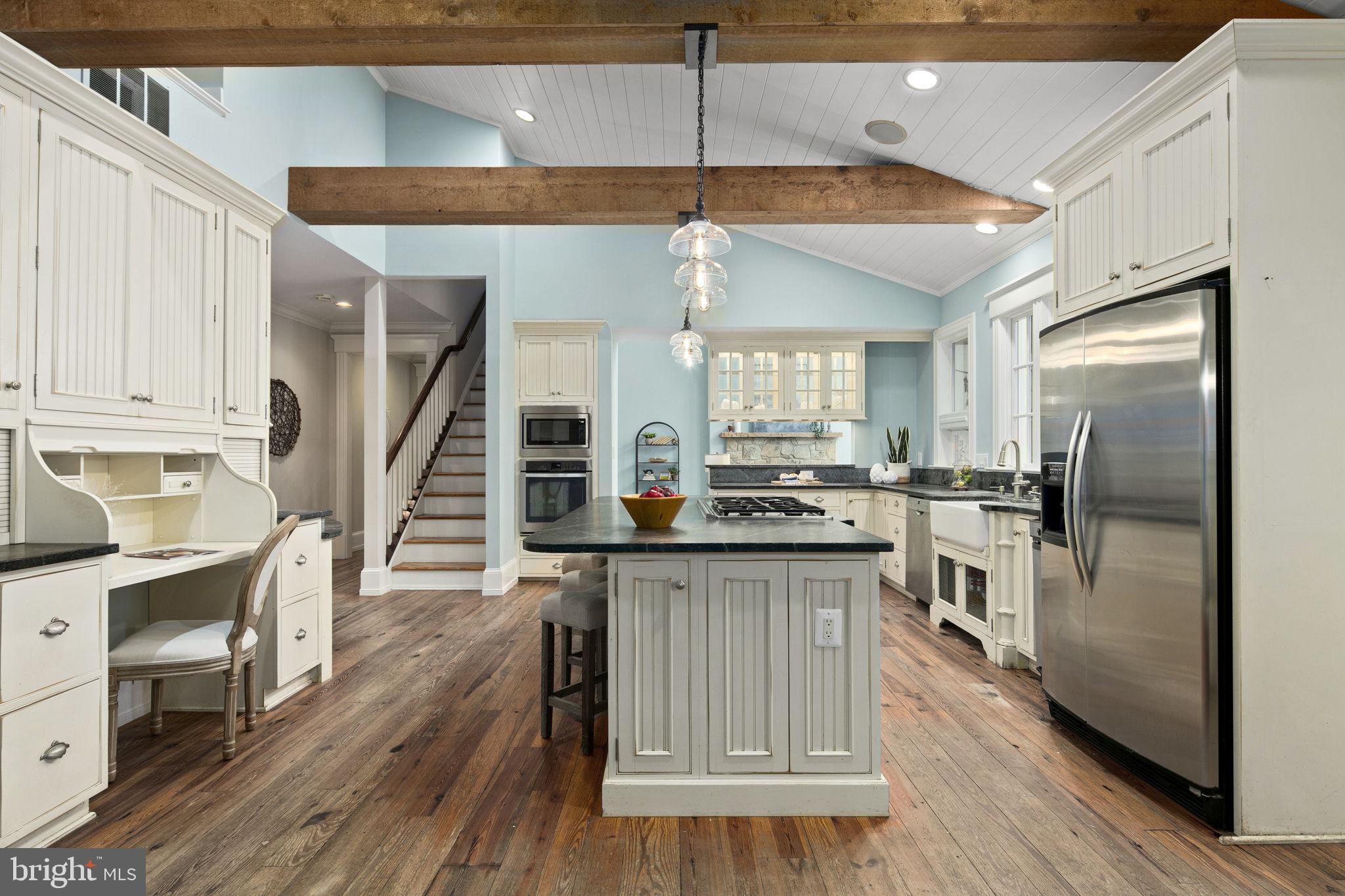 CLIFTON - Residential