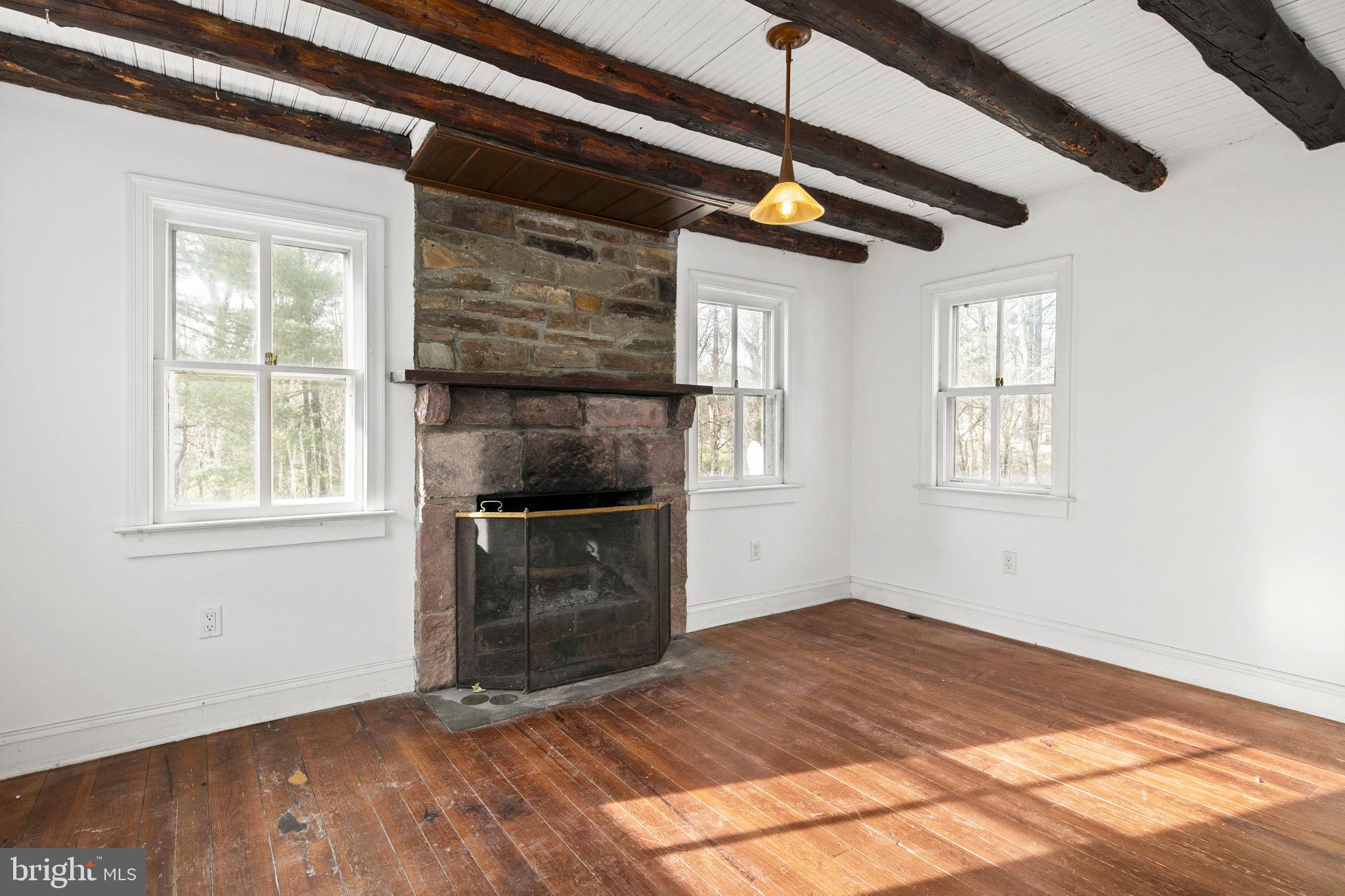 CLIFTON - Residential