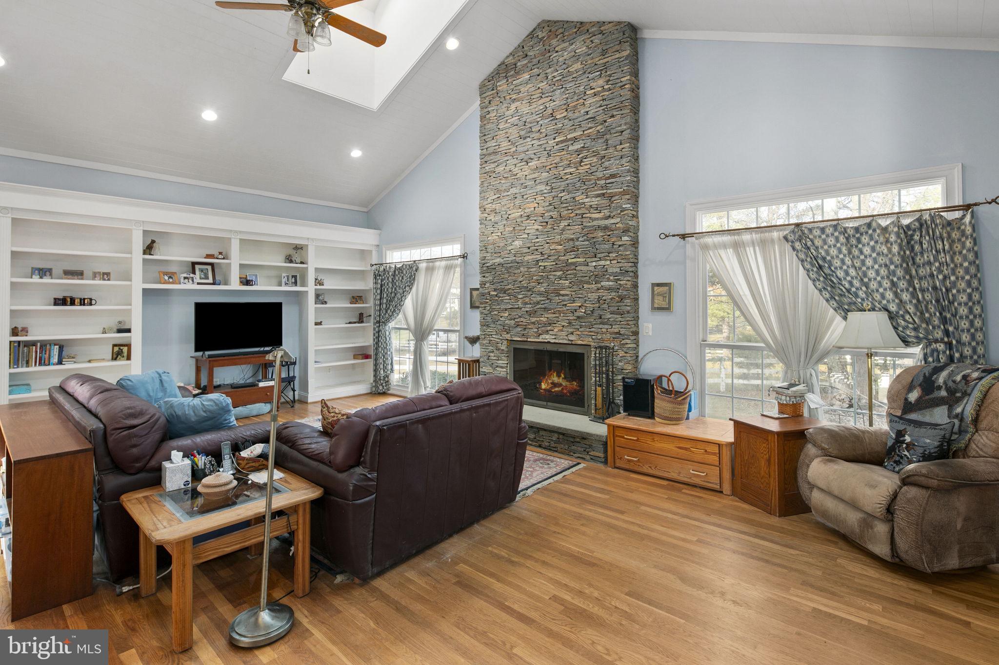 CLIFTON - Residential