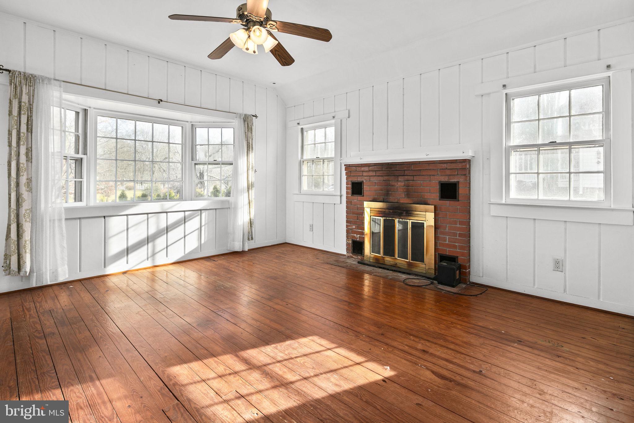 CLIFTON - Residential