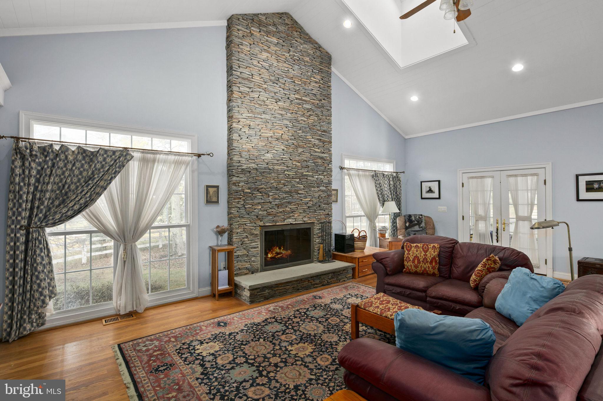 CLIFTON - Residential