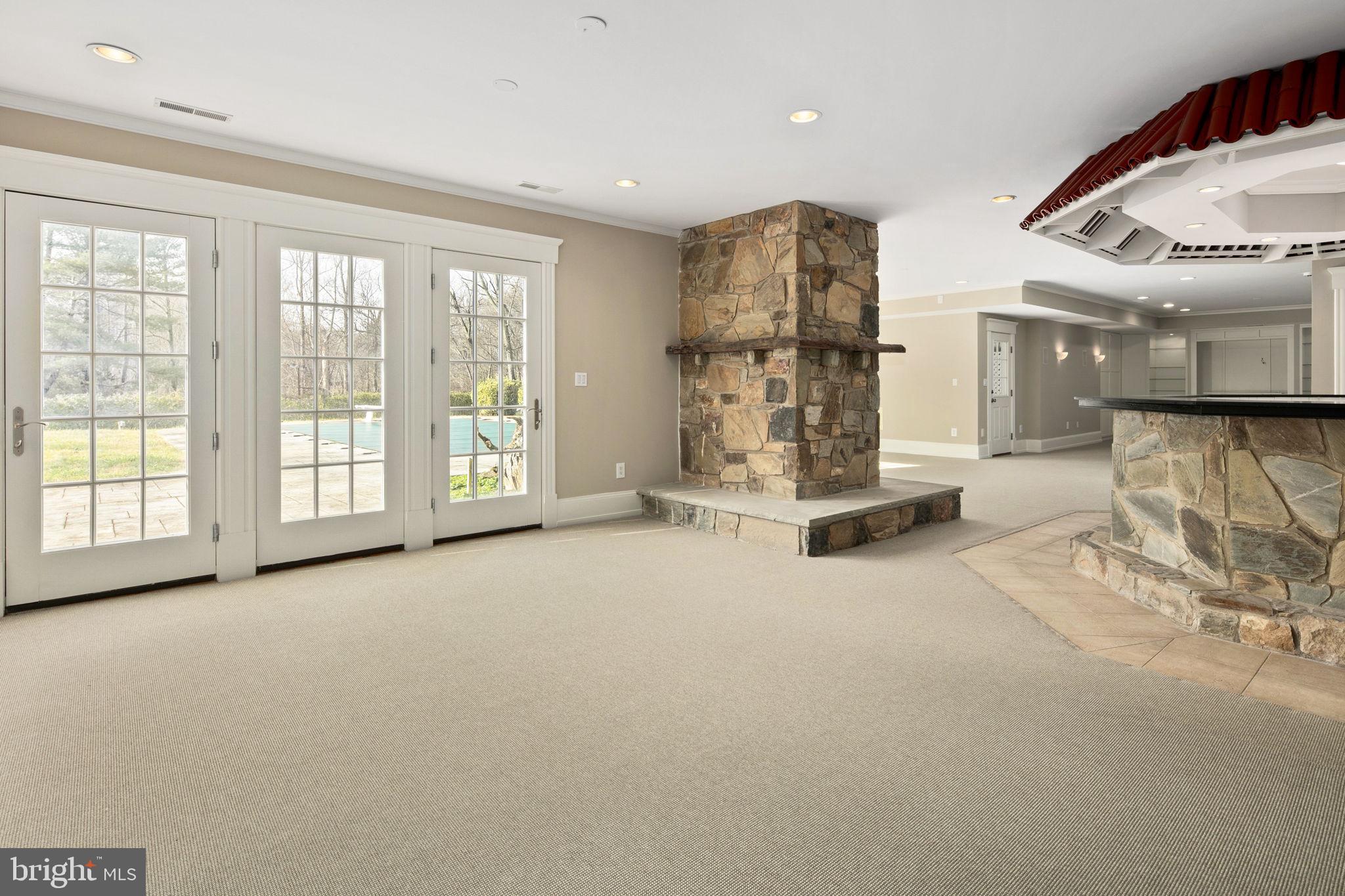 CLIFTON - Residential