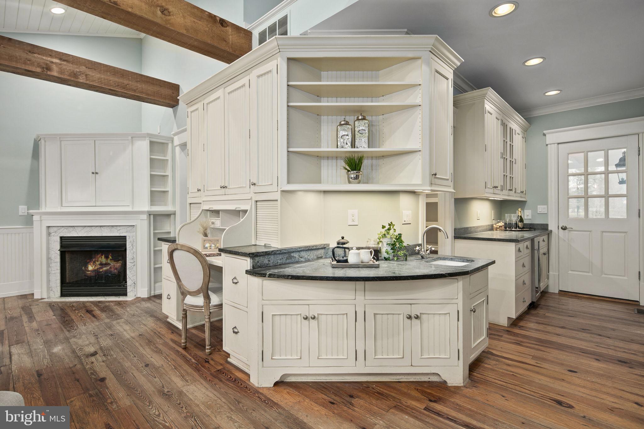 CLIFTON - Residential