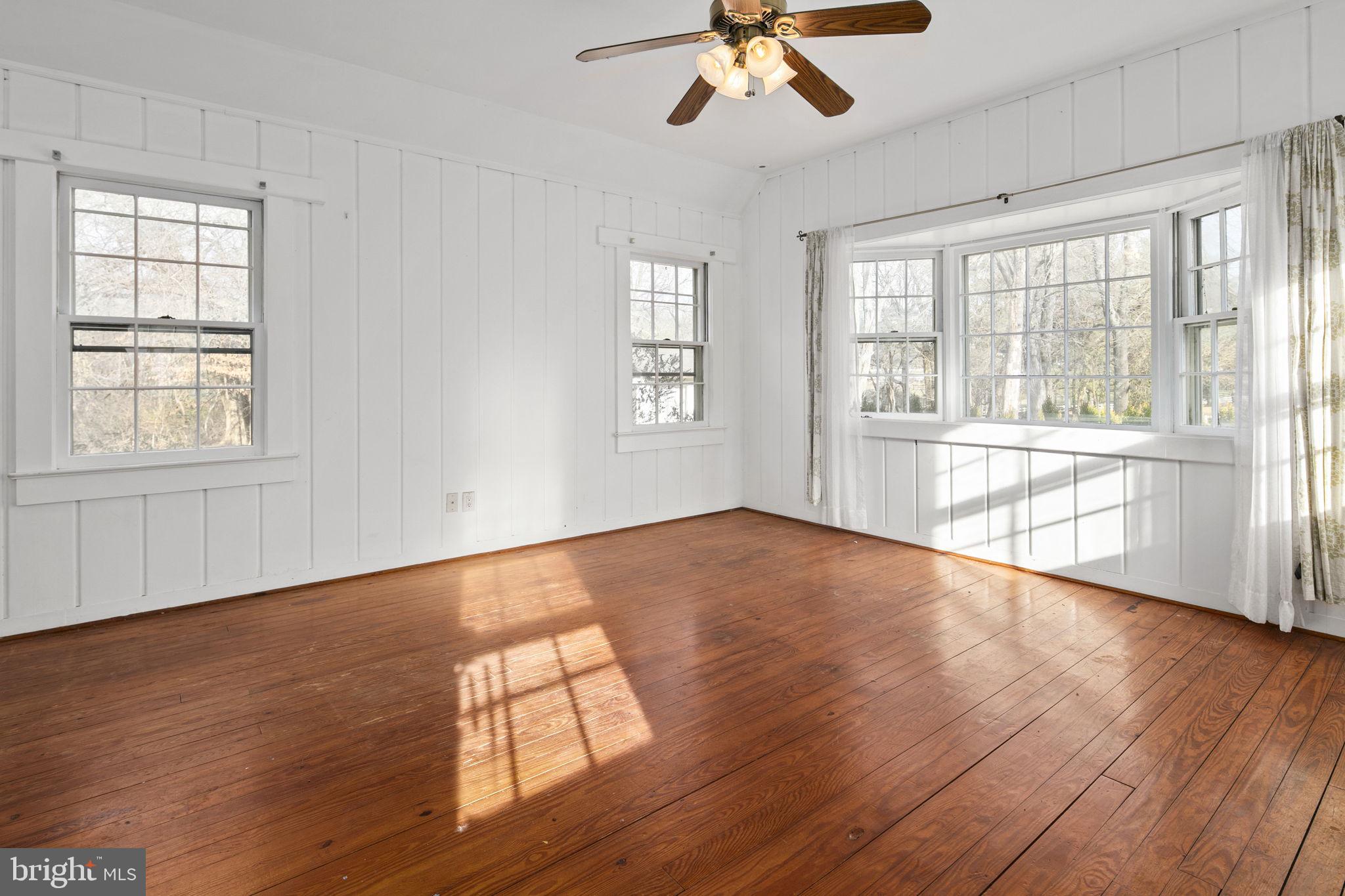 CLIFTON - Residential