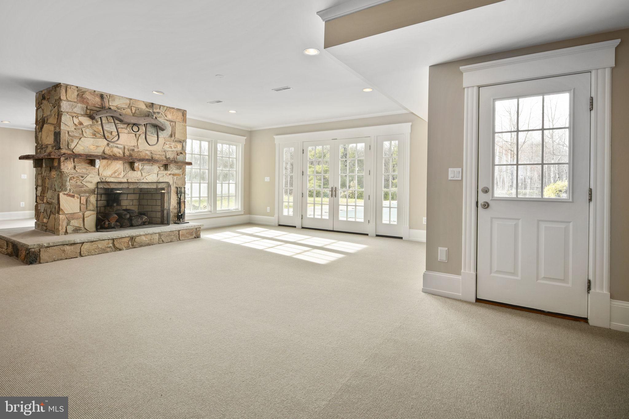 CLIFTON - Residential