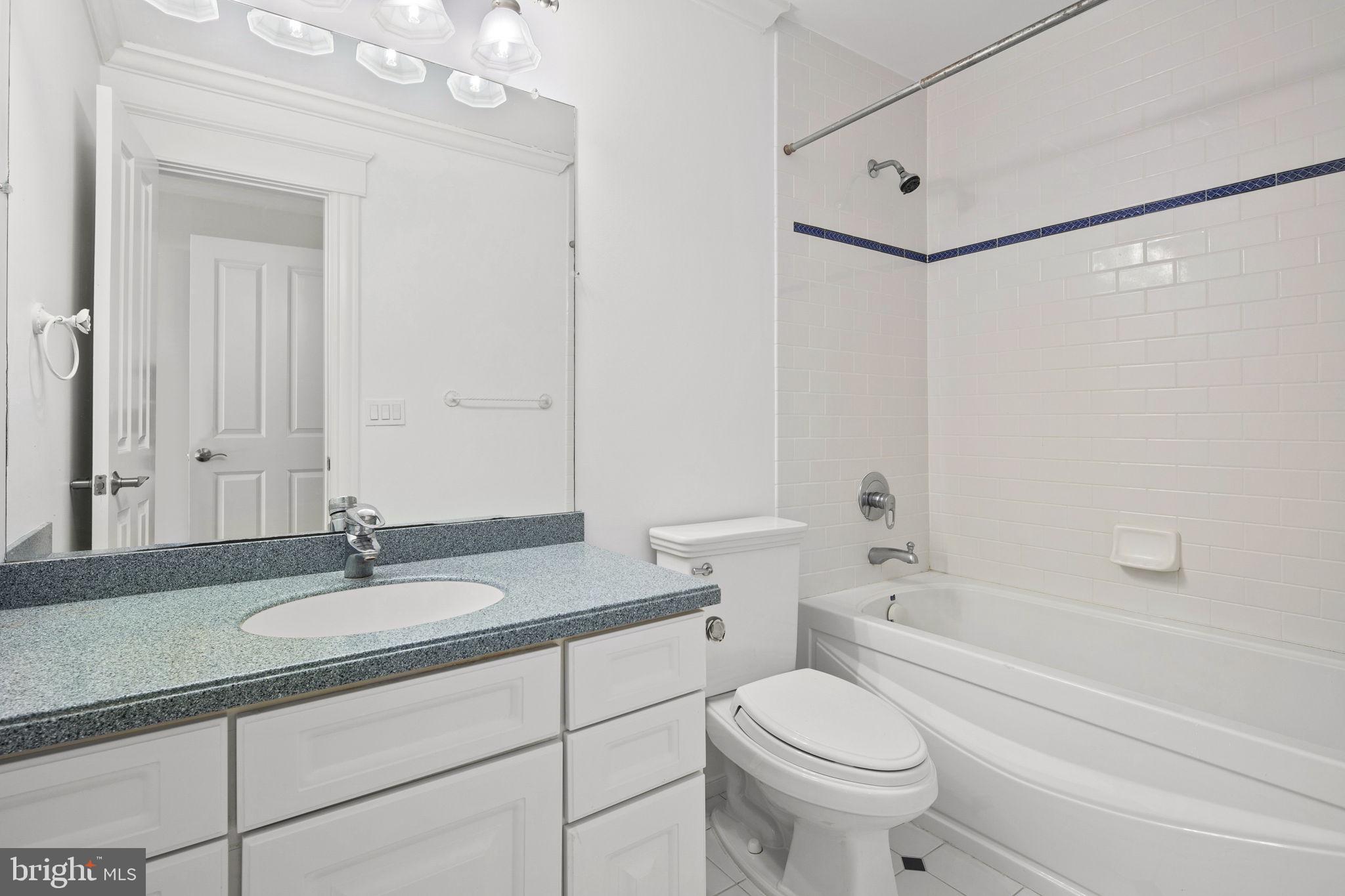 CLIFTON - Residential