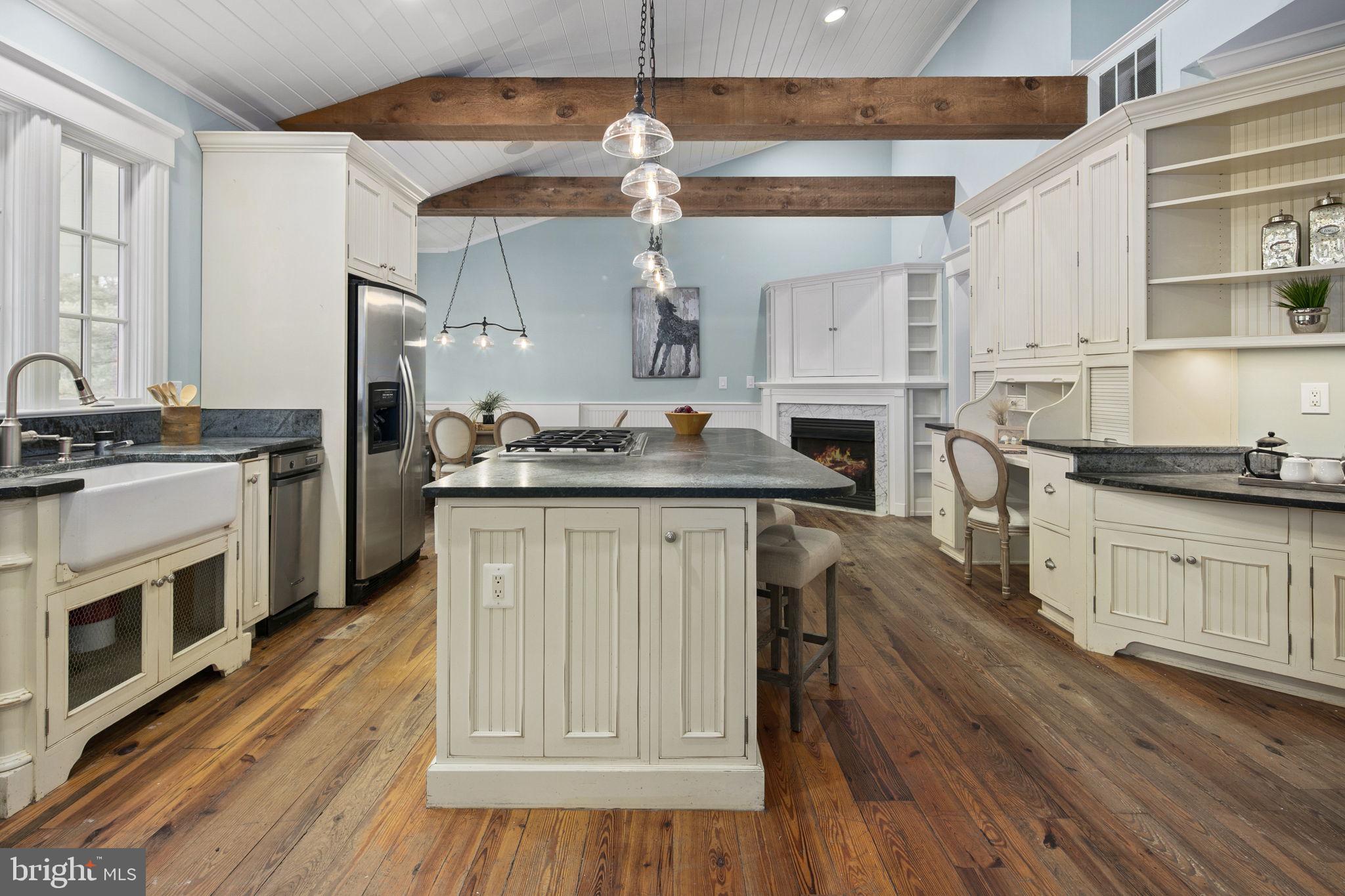 CLIFTON - Residential