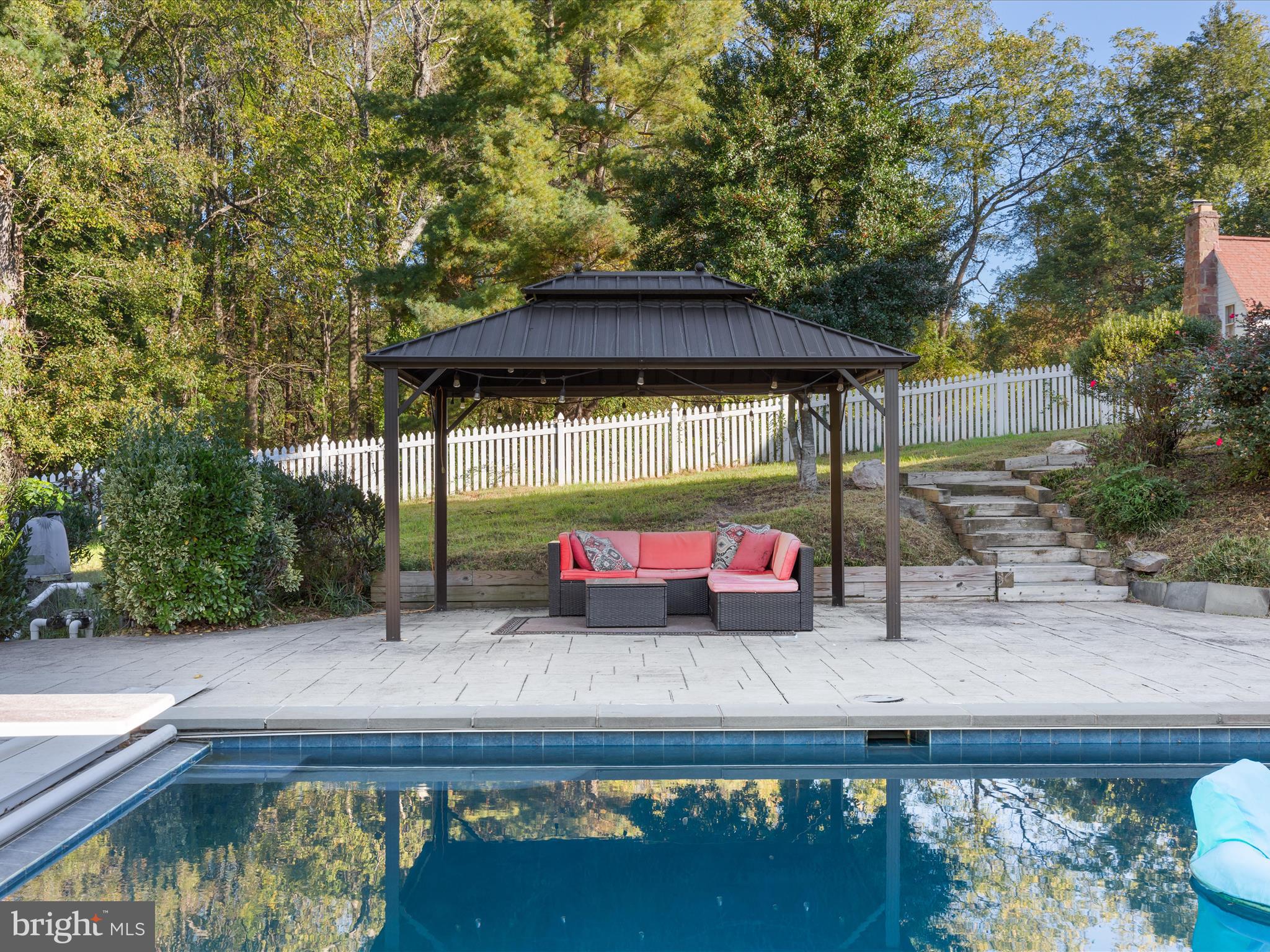 CLIFTON - Residential