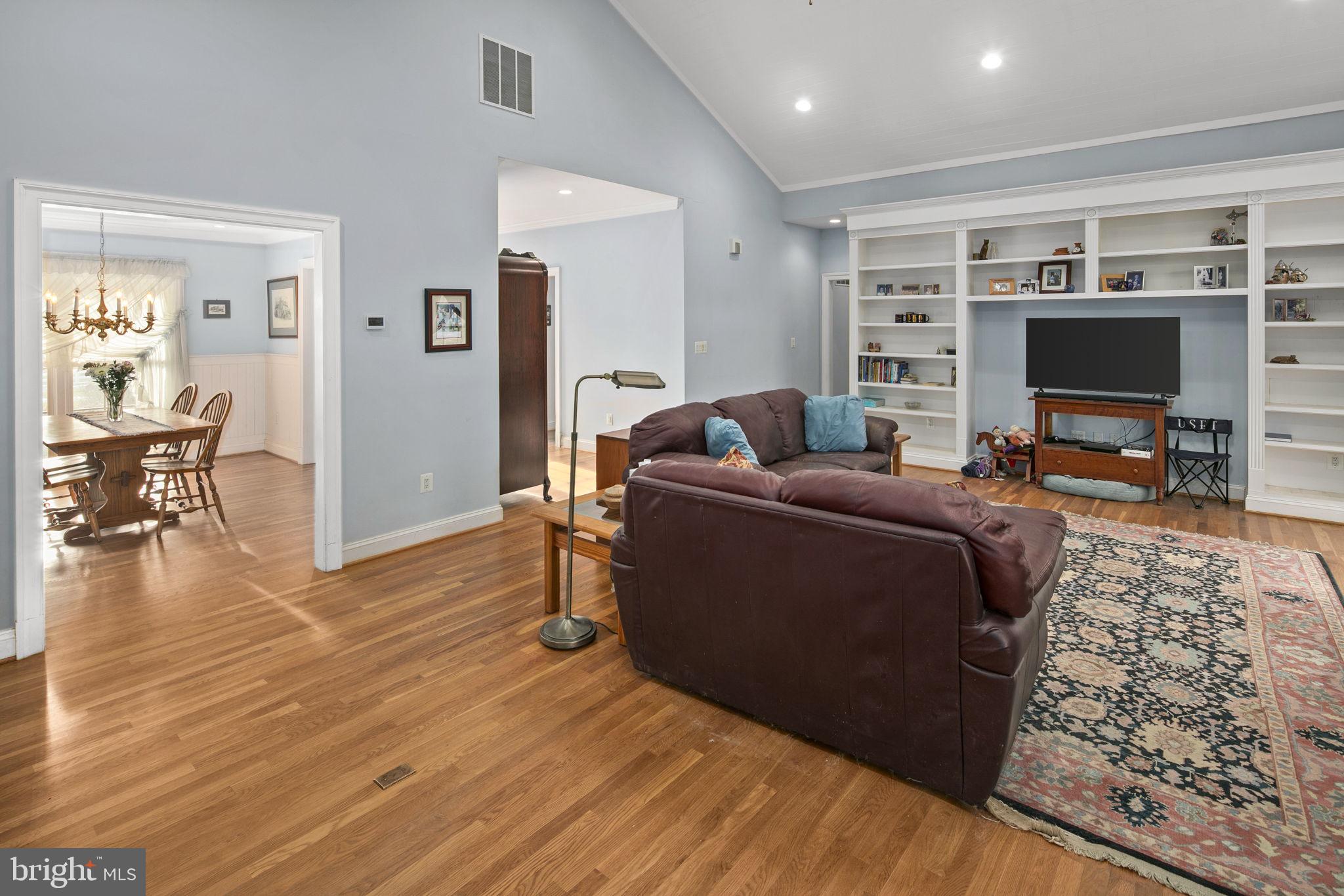 CLIFTON - Residential