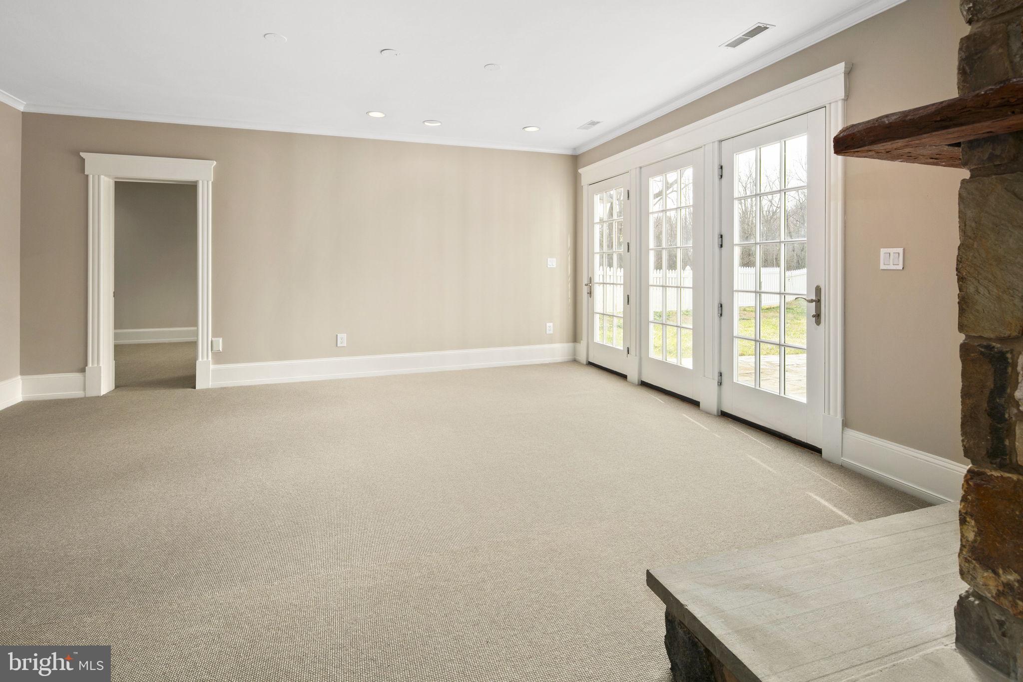 CLIFTON - Residential