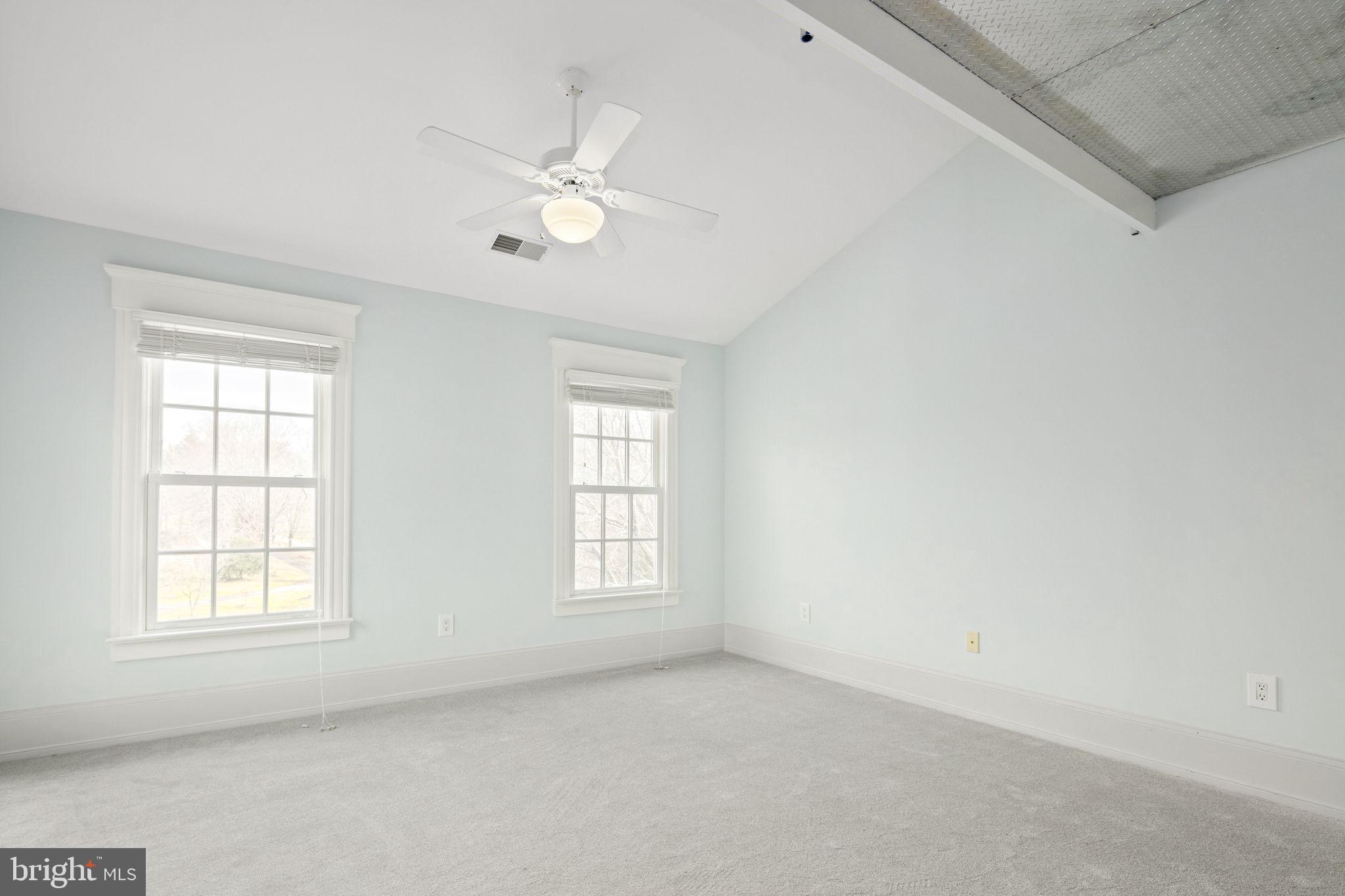 CLIFTON - Residential