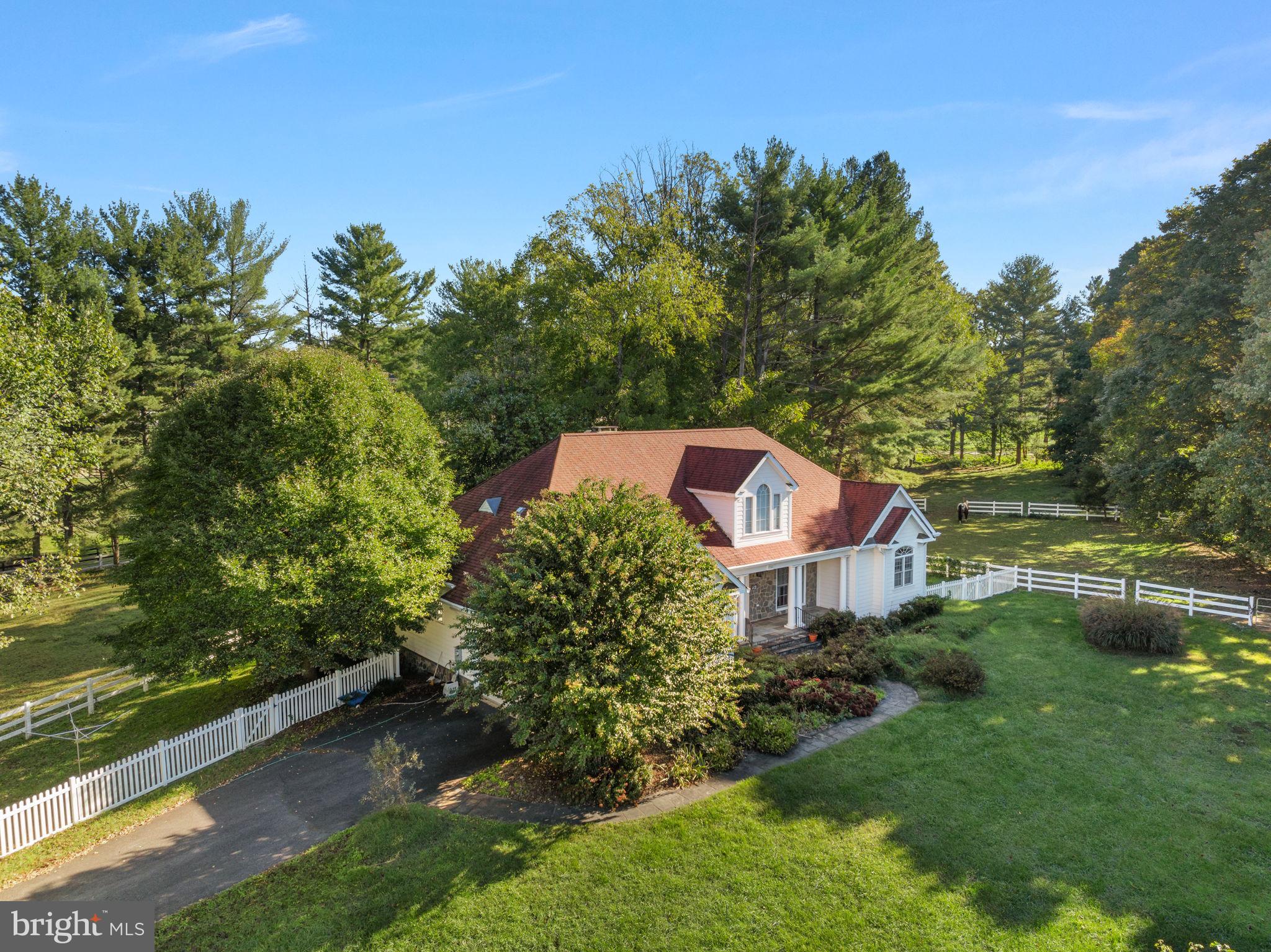 CLIFTON - Residential