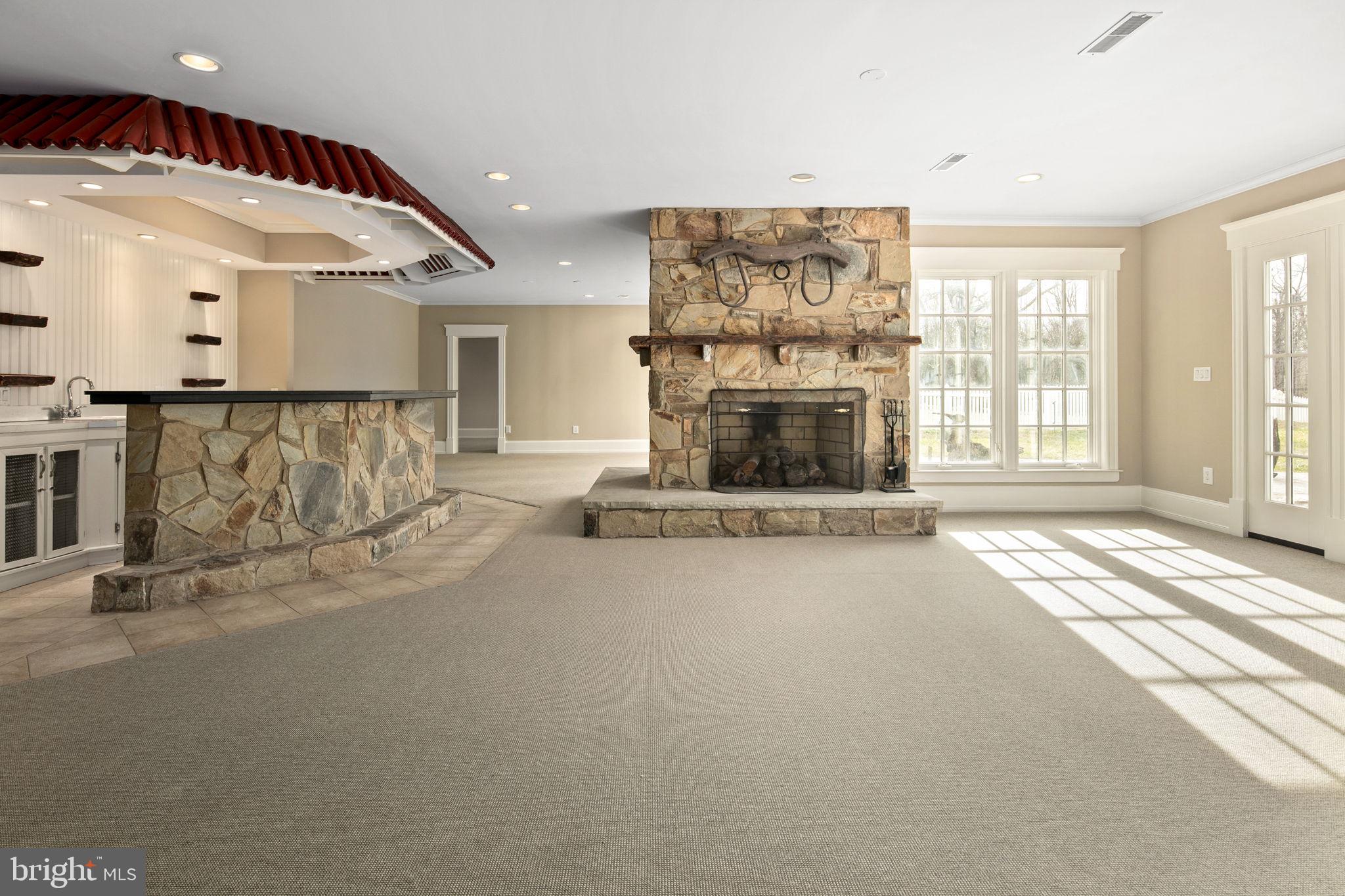 CLIFTON - Residential