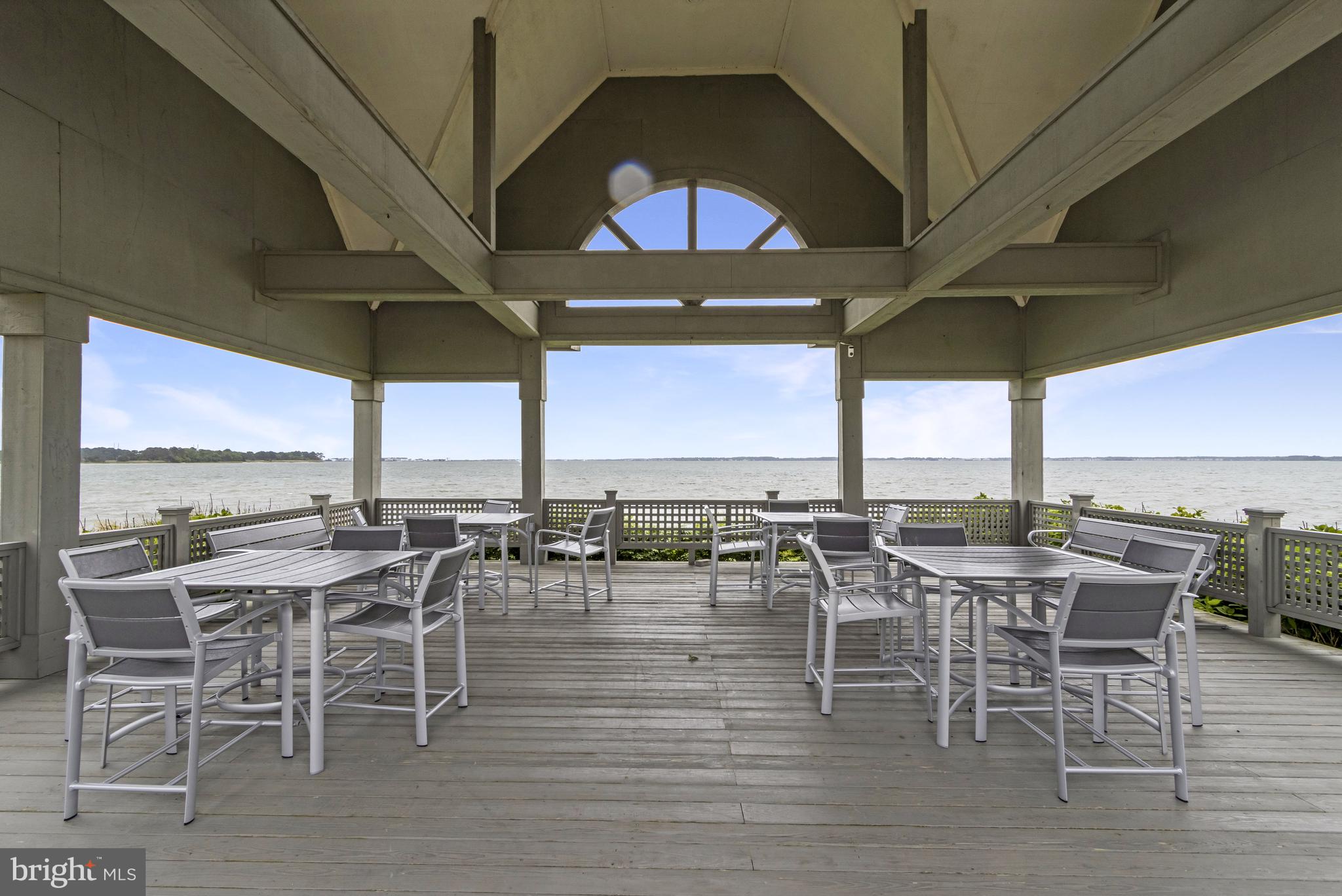 POTNETS DOCKSIDE - Residential