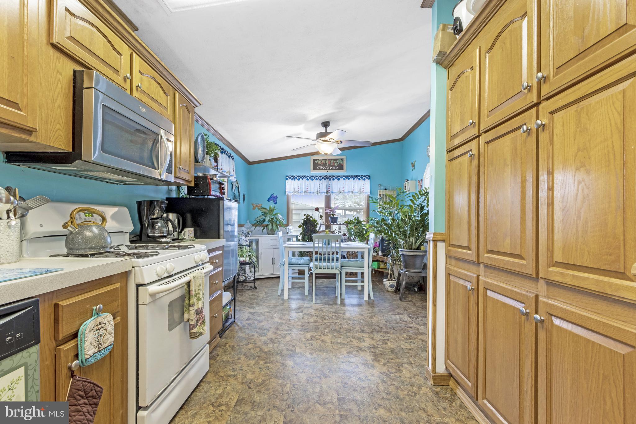 POTNETS DOCKSIDE - Residential