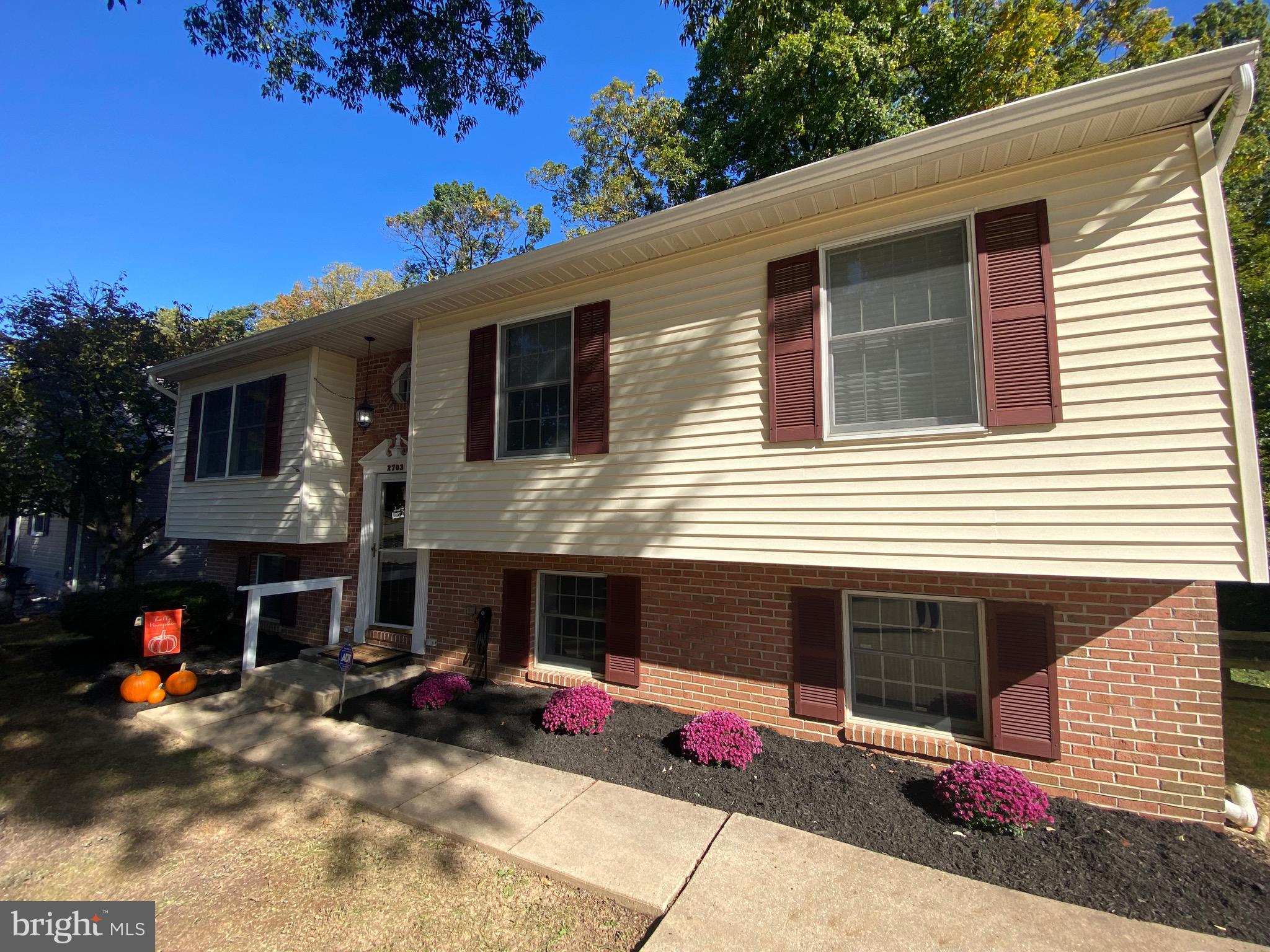 LAUREL VALLEY - Residential