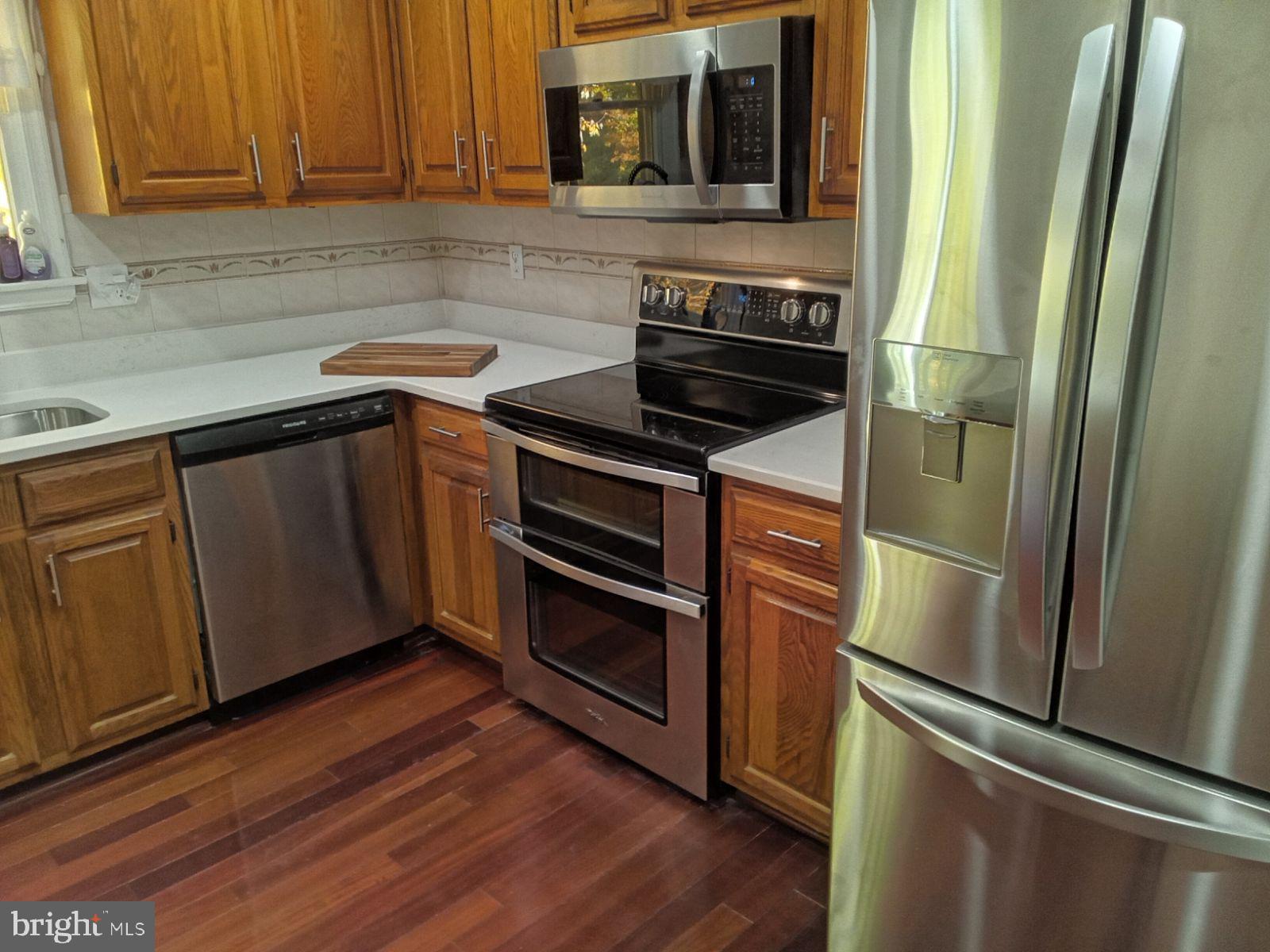 LAUREL VALLEY - Residential