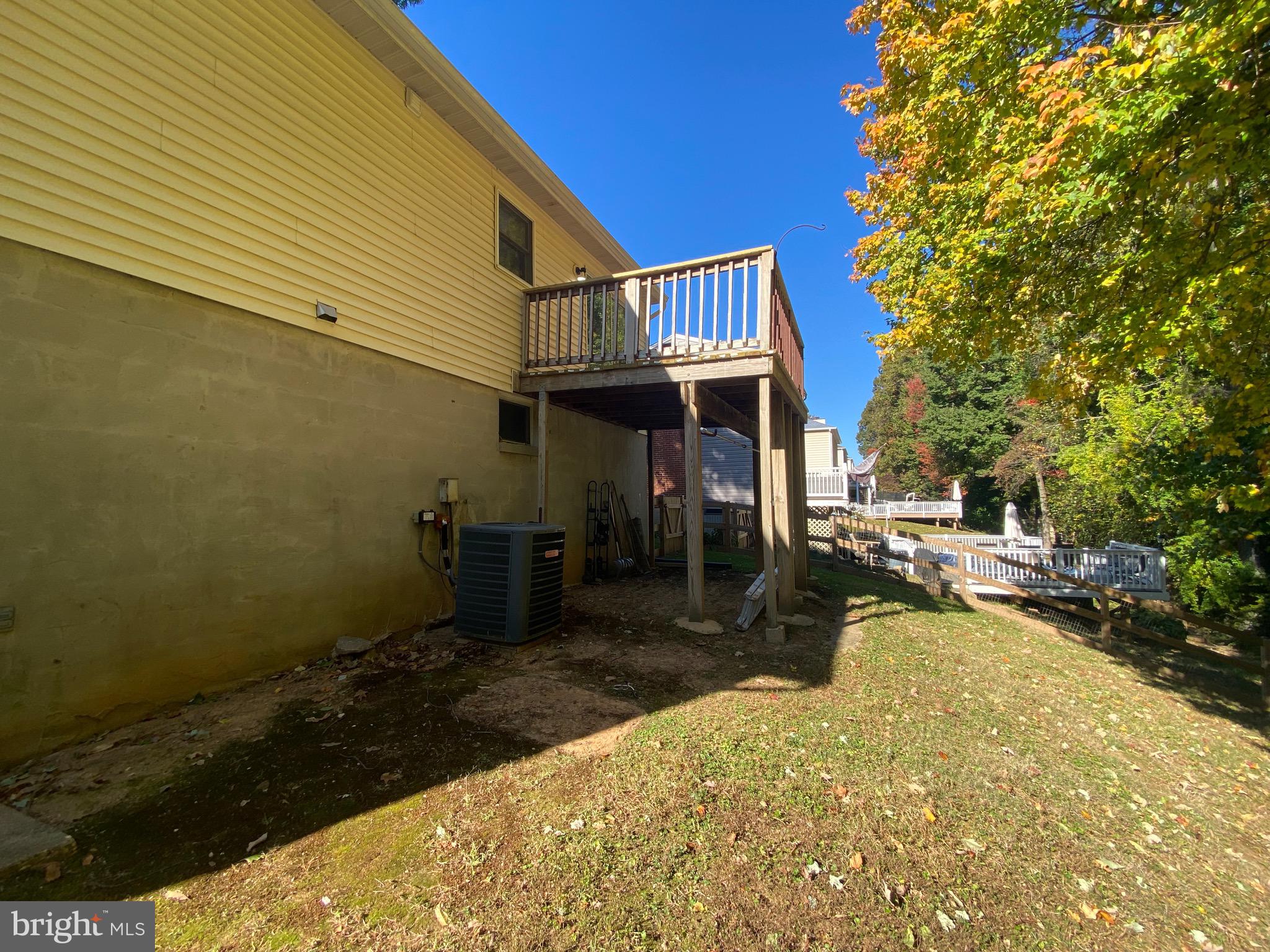 LAUREL VALLEY - Residential