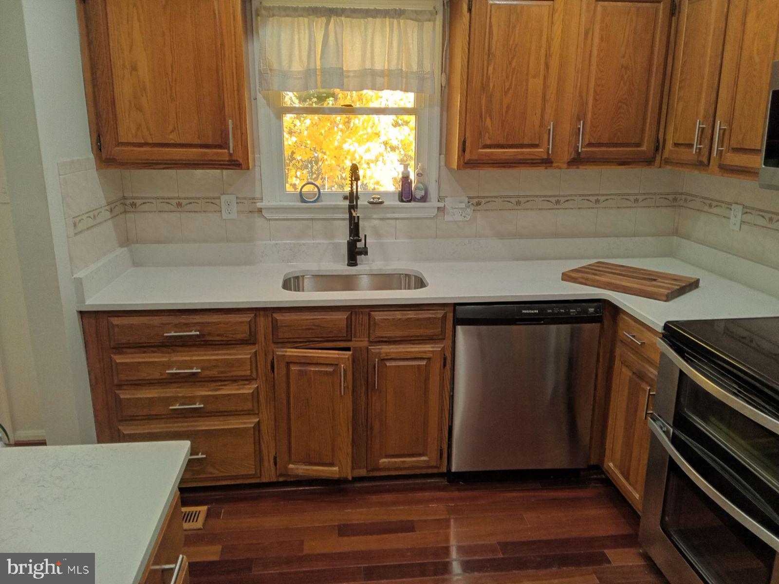 LAUREL VALLEY - Residential