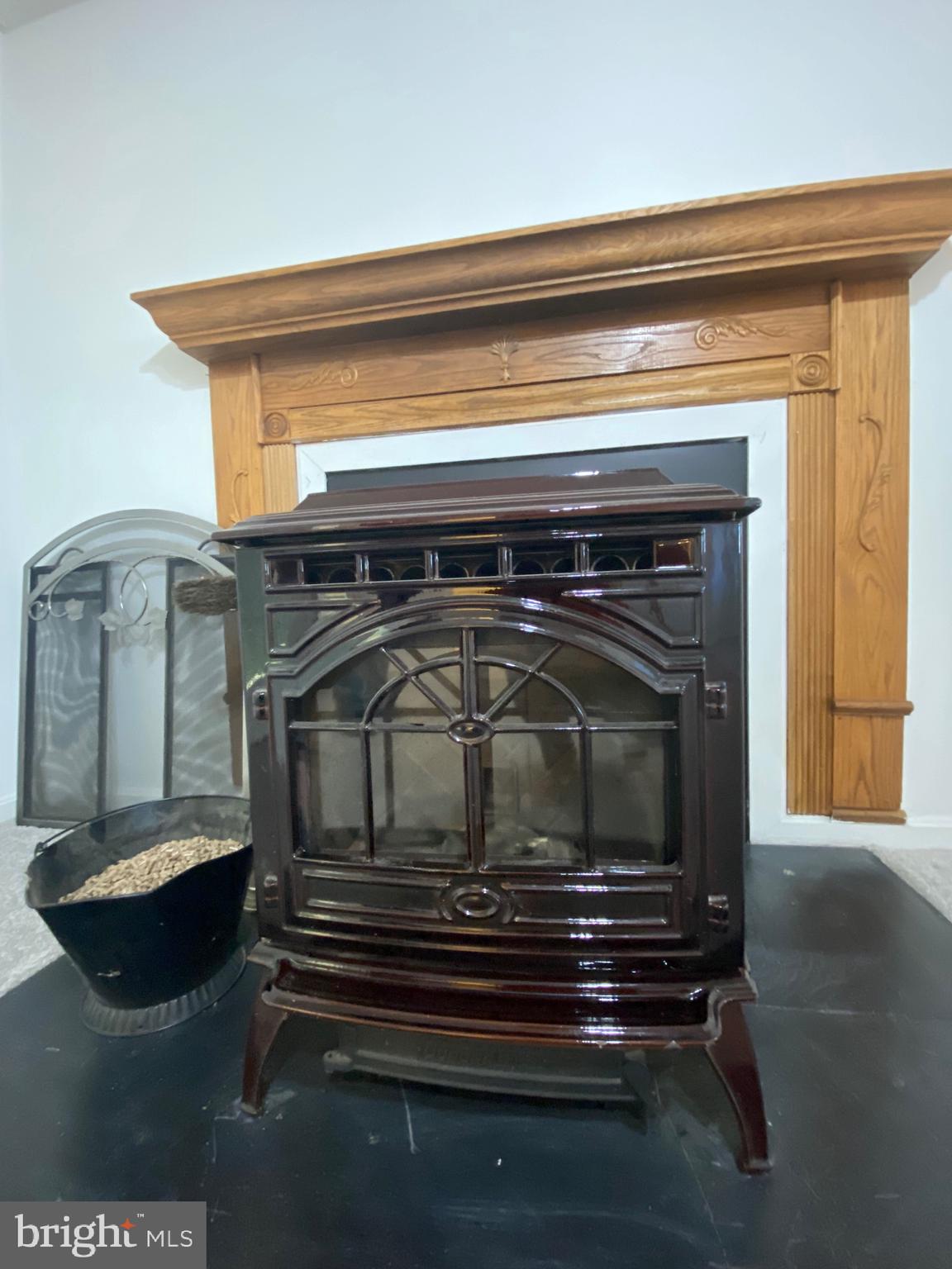 LAUREL VALLEY - Residential