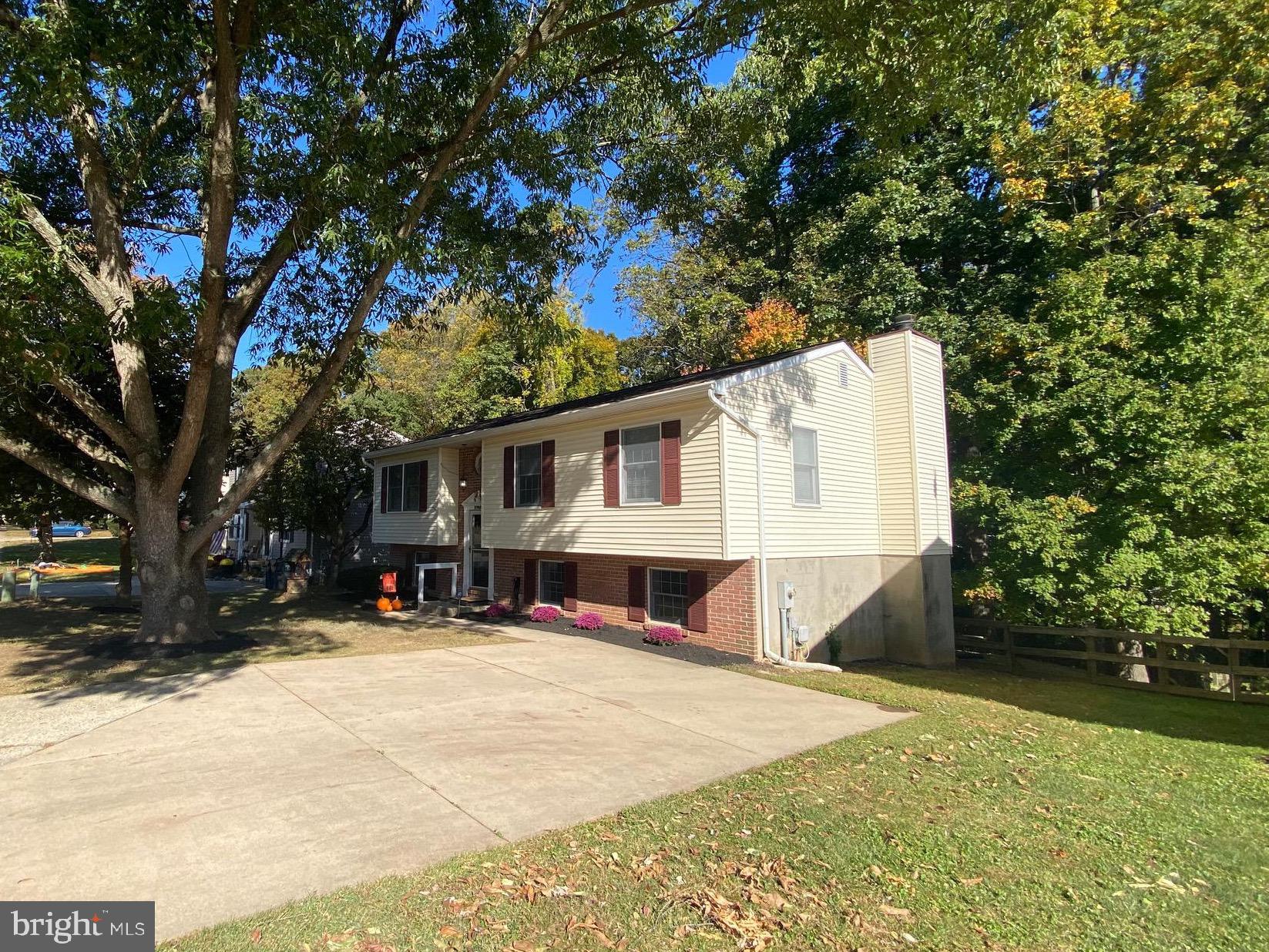 LAUREL VALLEY - Residential