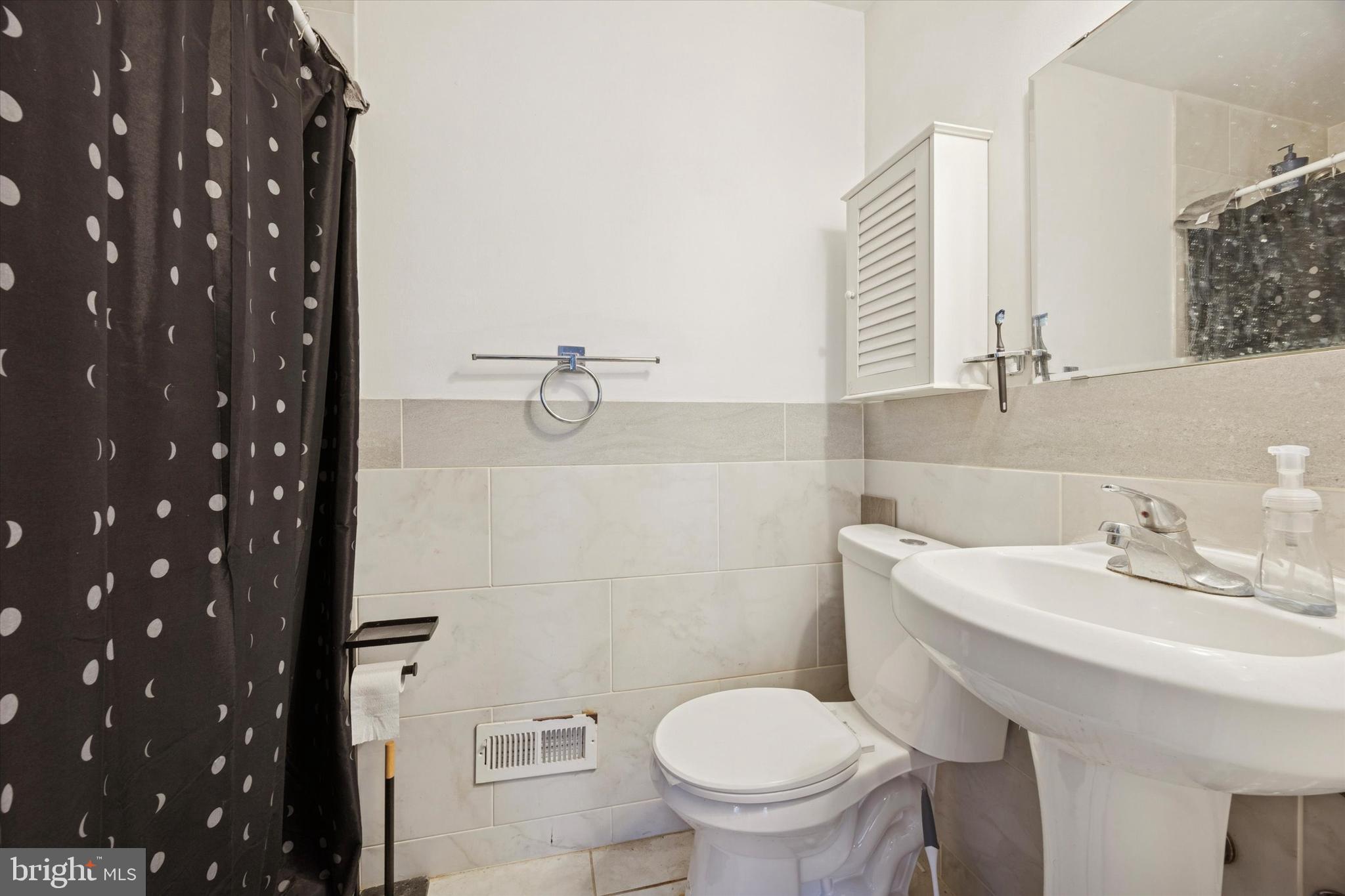 GERMANTOWN - Residential