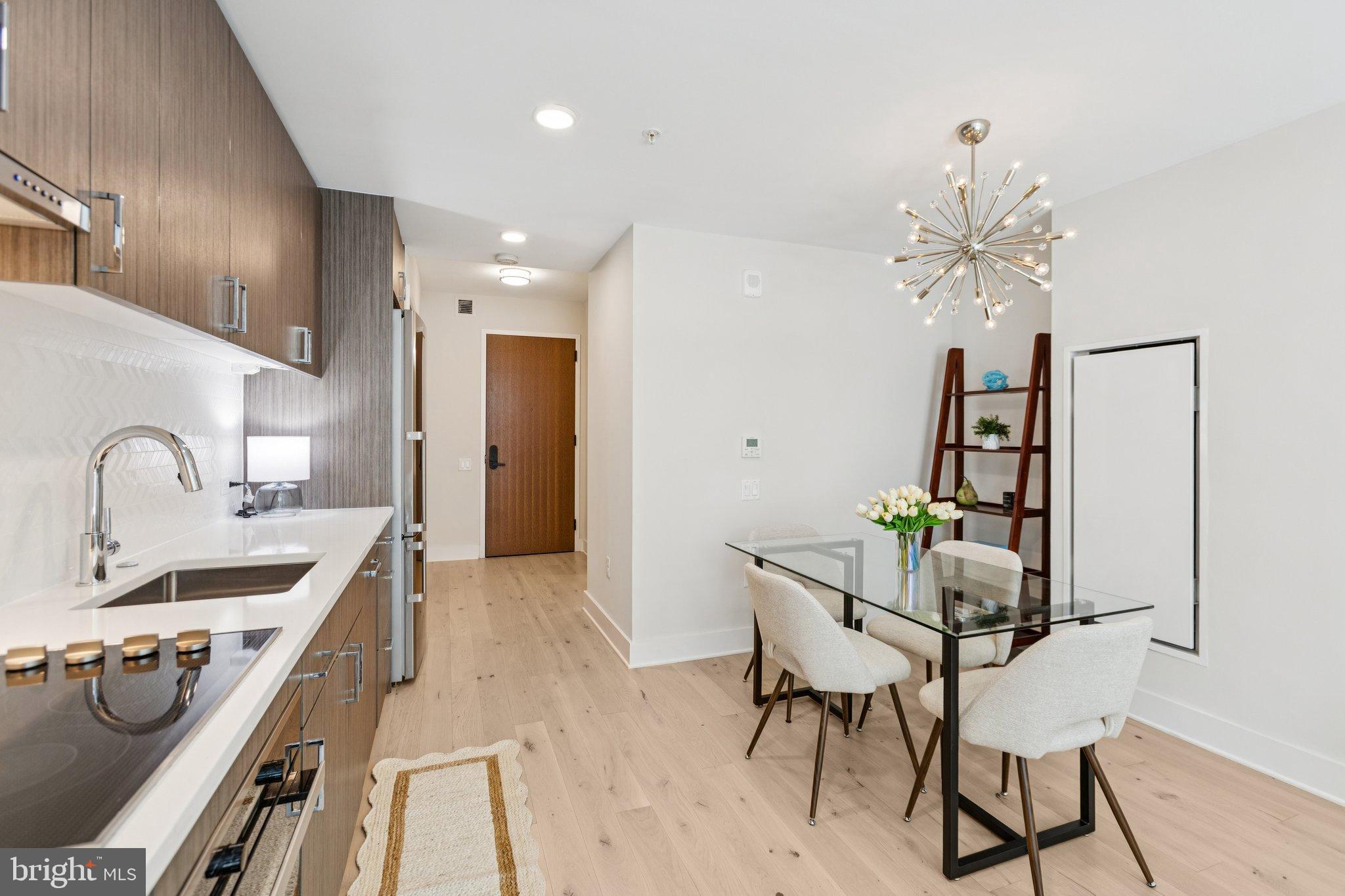 1211 VAN STREET SE 1003