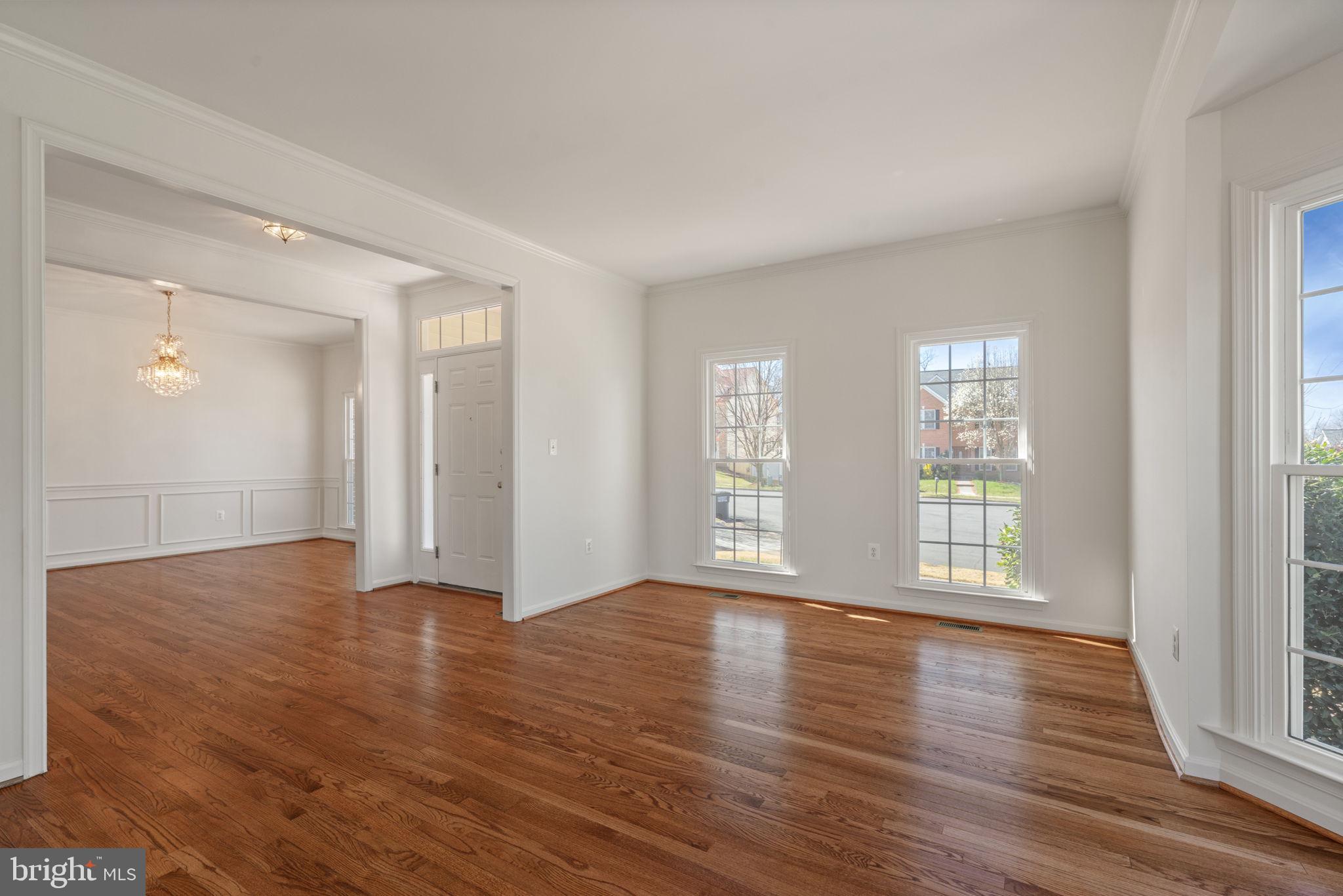 CLIFTON CREST - Residential