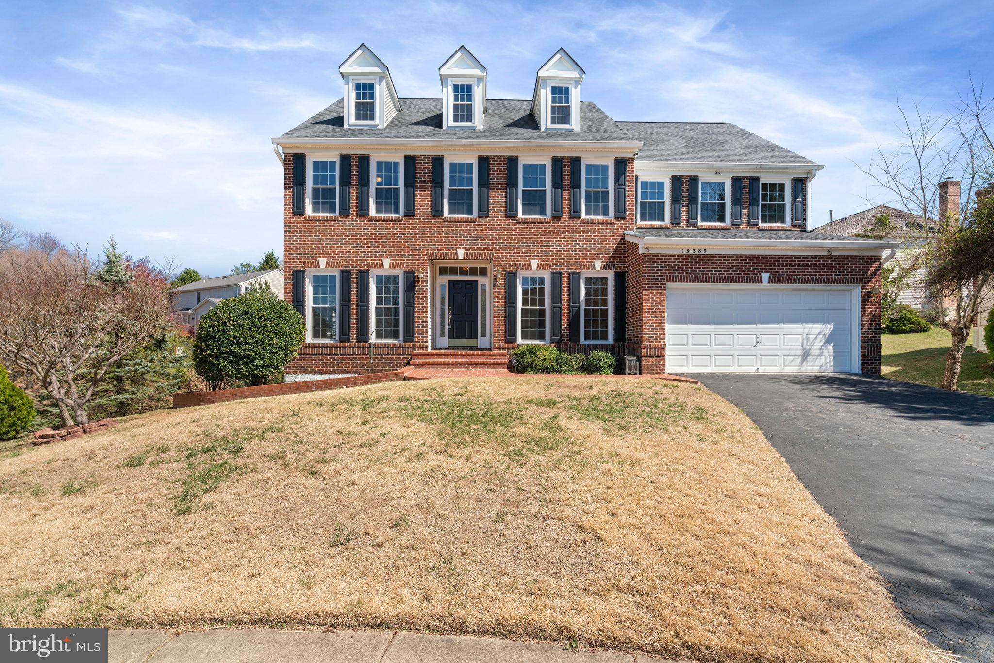 CLIFTON CREST - Residential