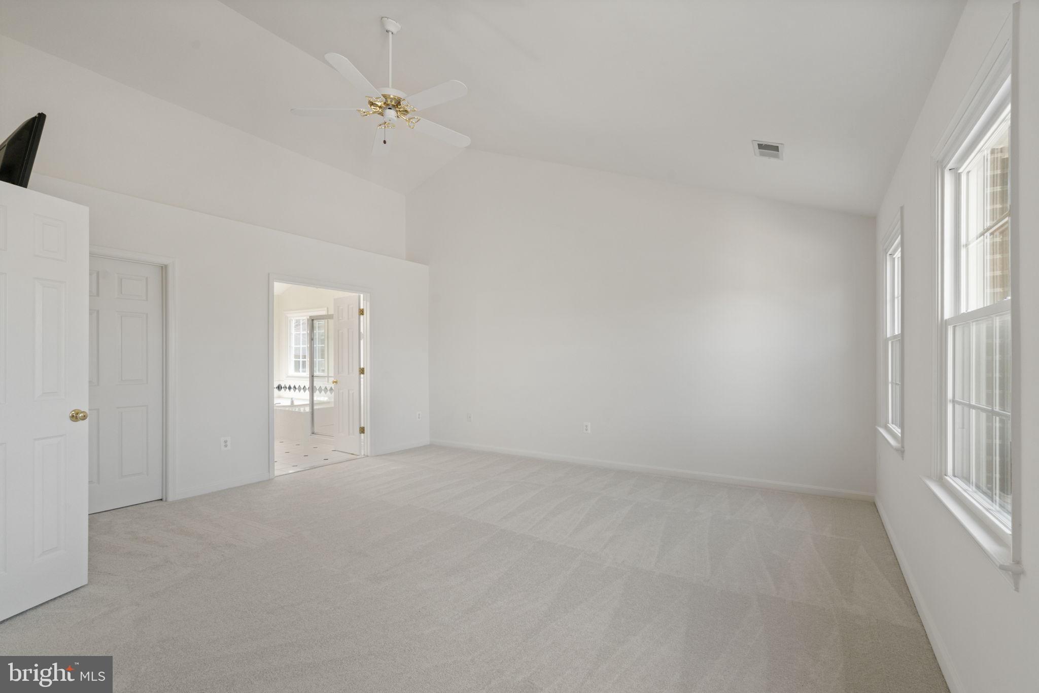 CLIFTON CREST - Residential