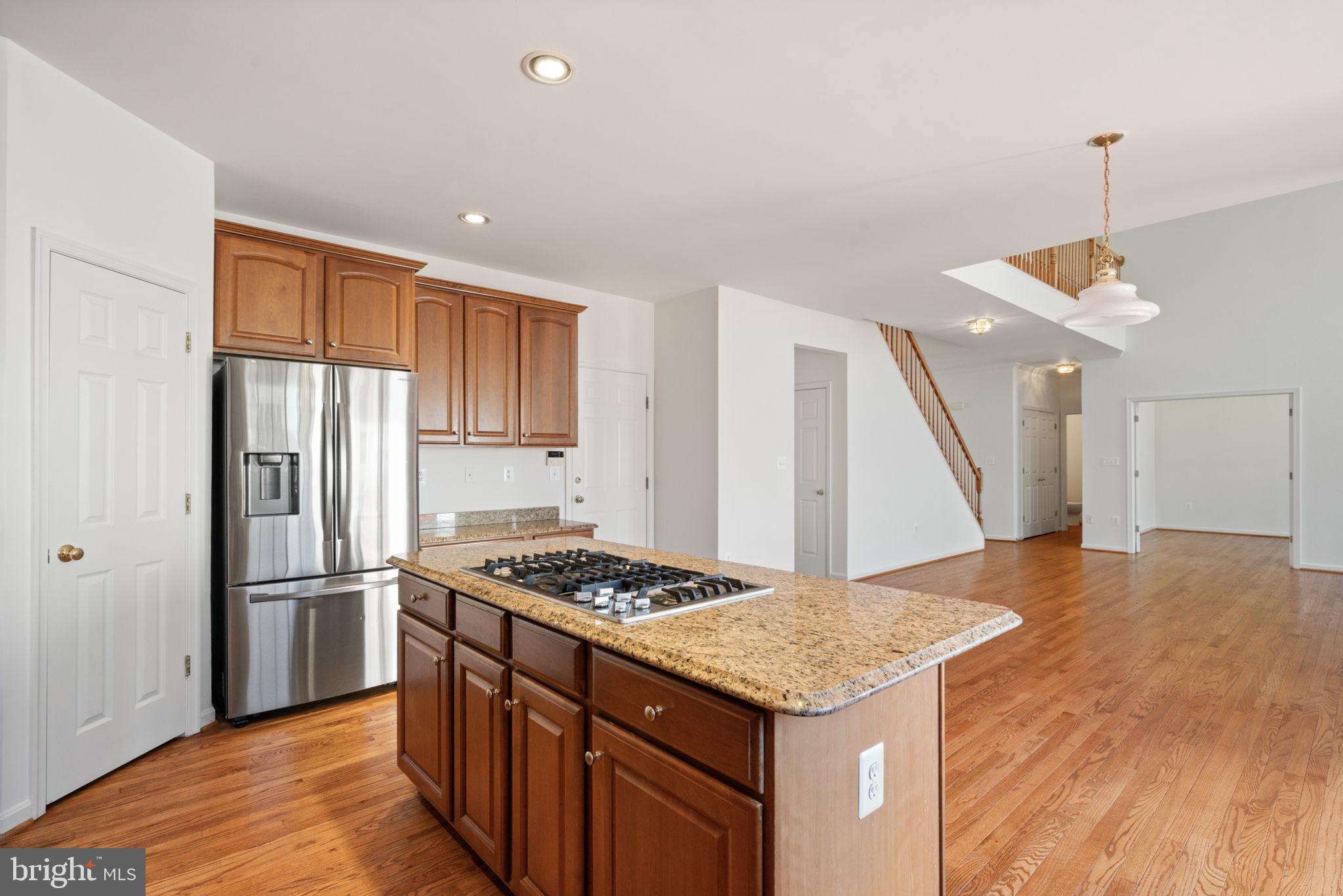 CLIFTON CREST - Residential