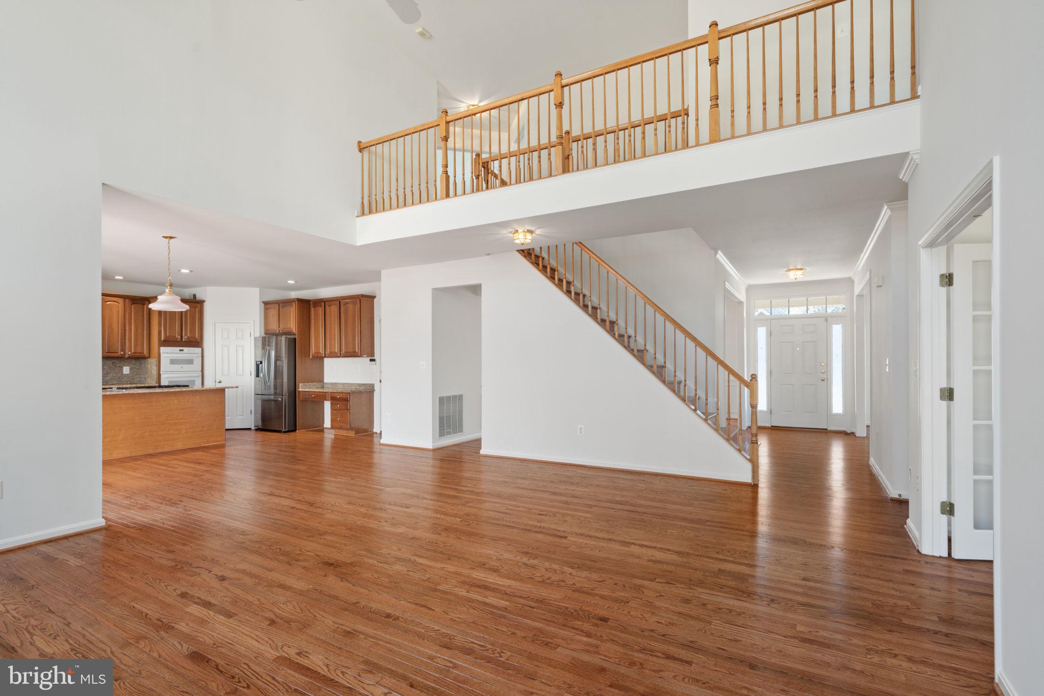 CLIFTON CREST - Residential