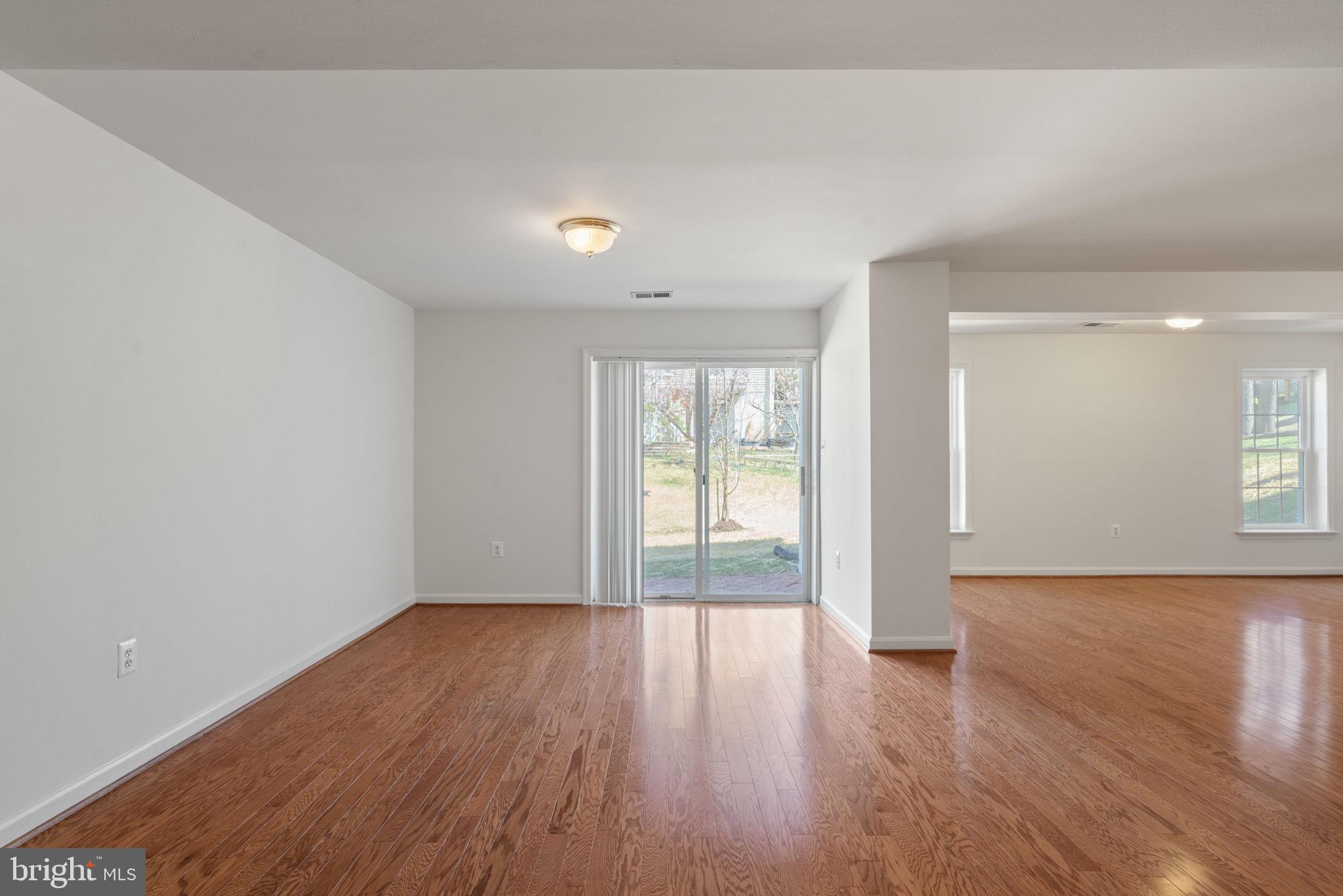 CLIFTON CREST - Residential