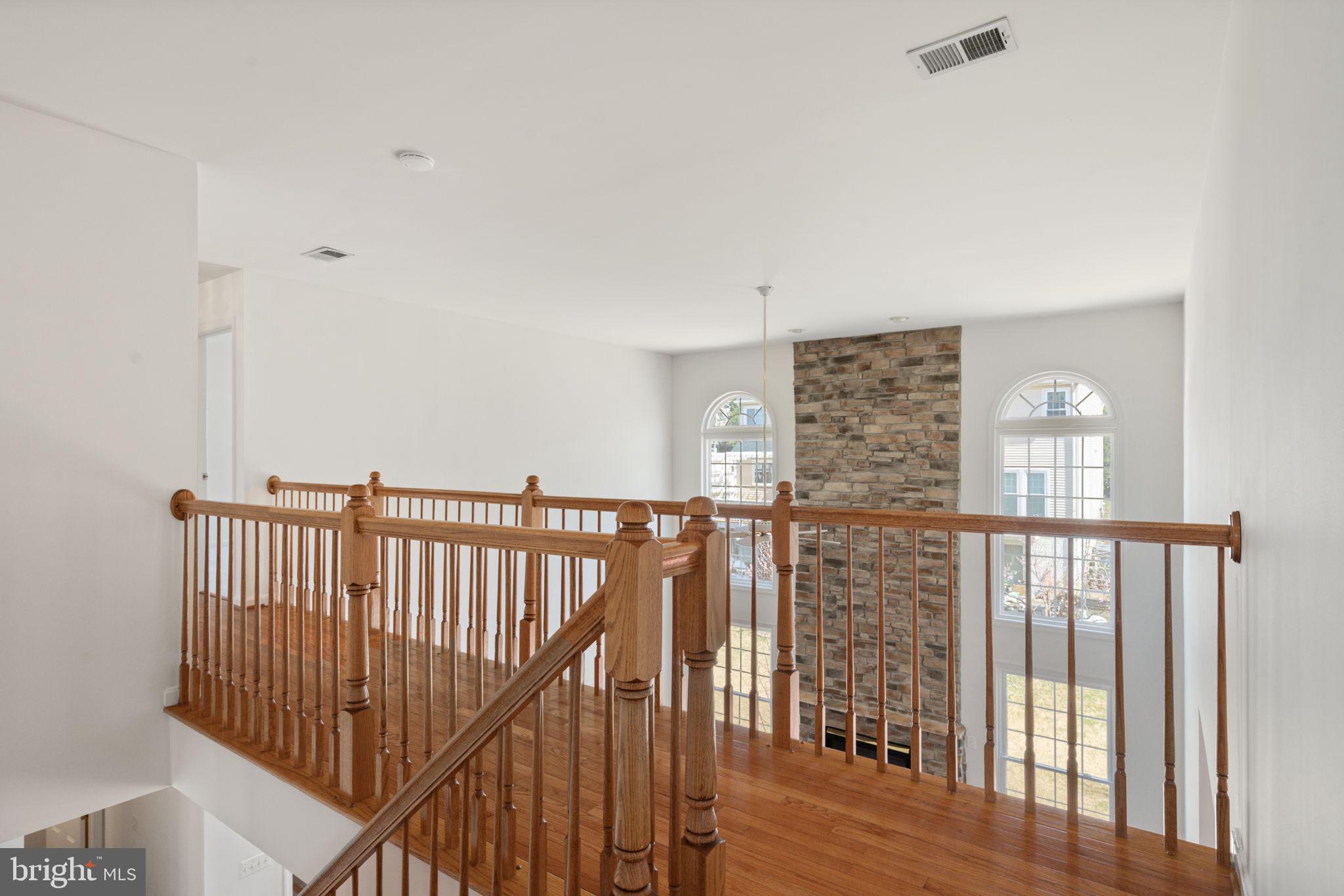 CLIFTON CREST - Residential