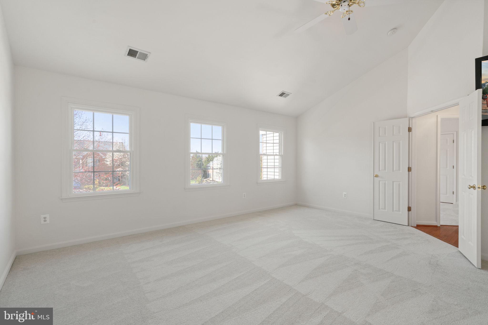 CLIFTON CREST - Residential