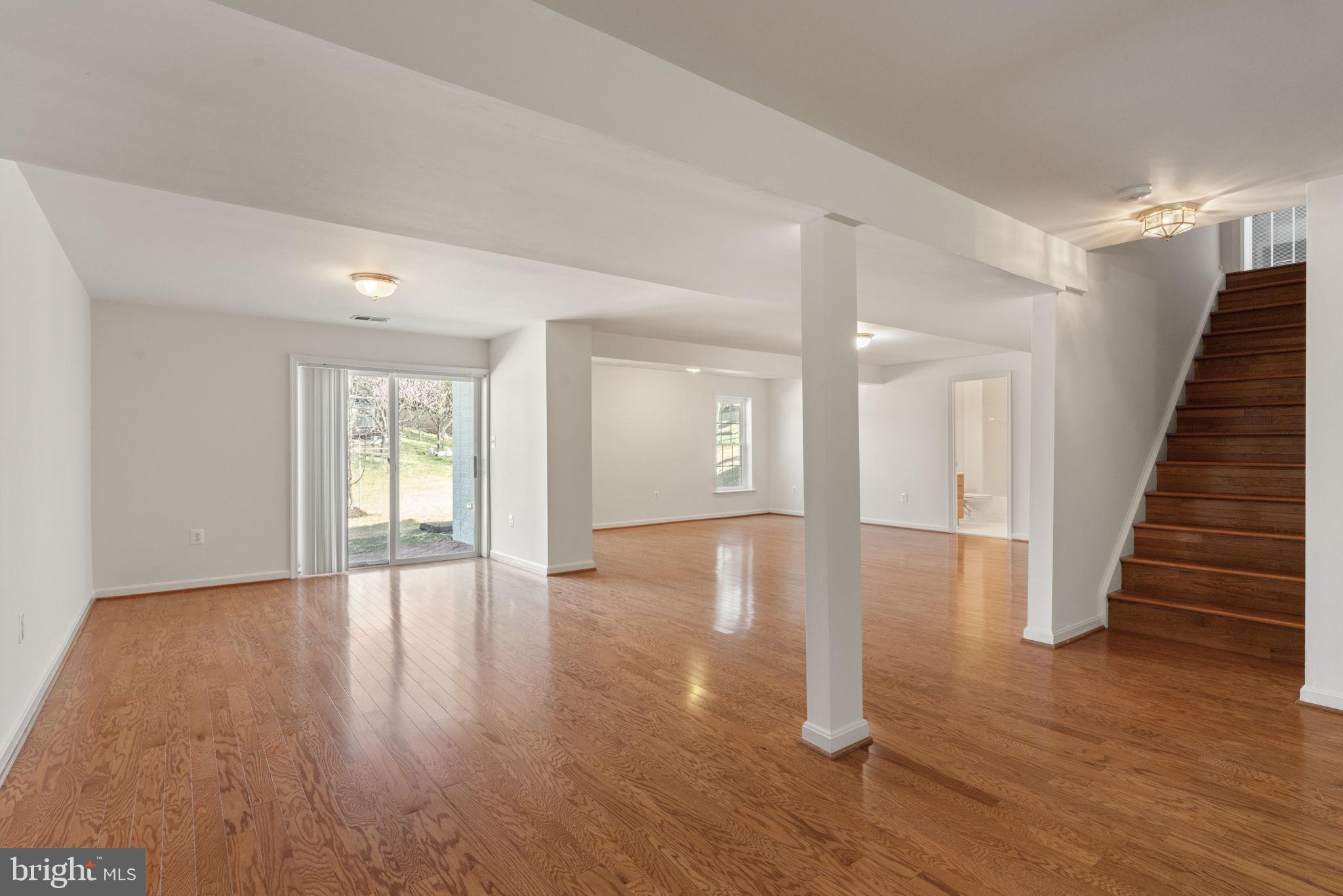 CLIFTON CREST - Residential