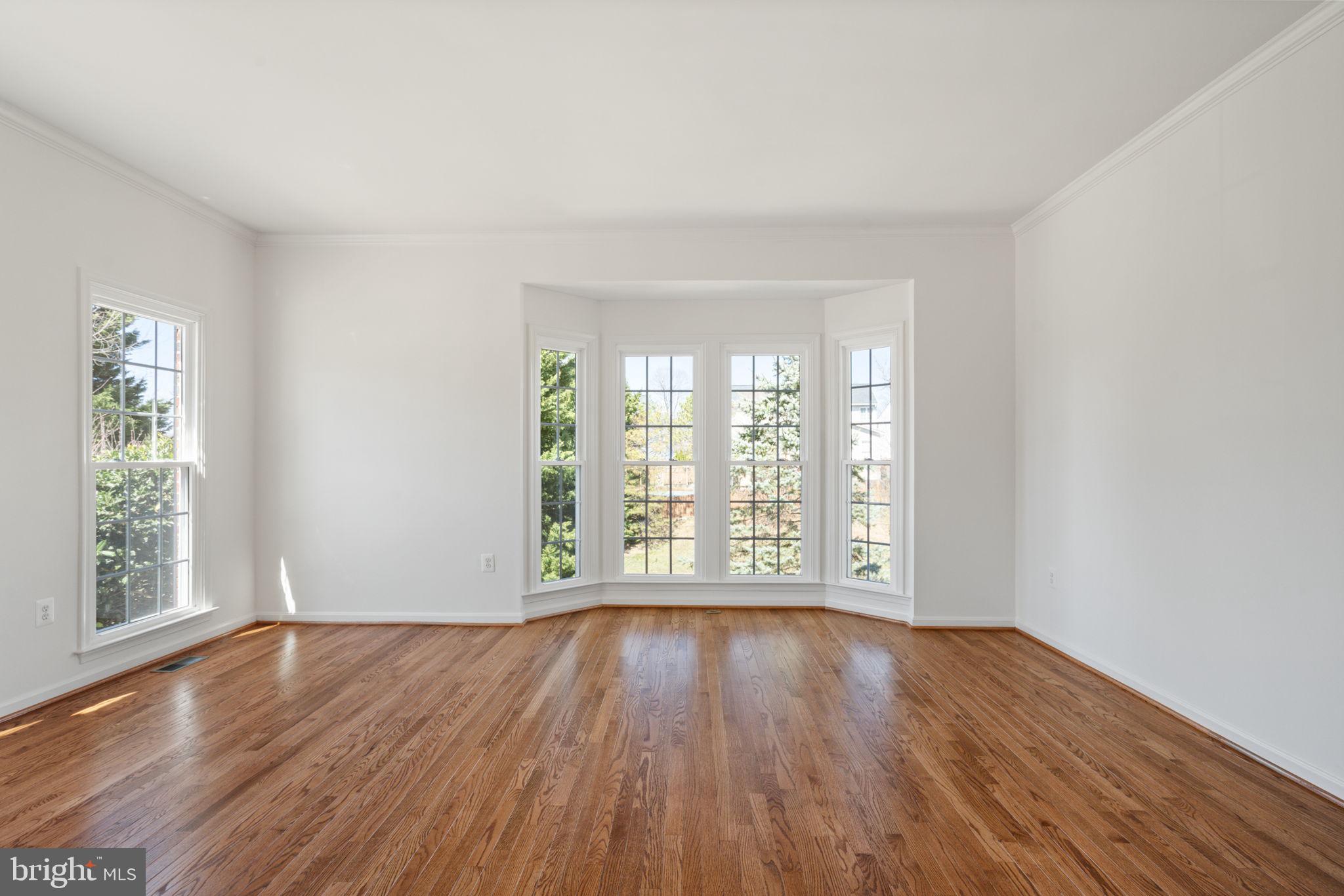 CLIFTON CREST - Residential